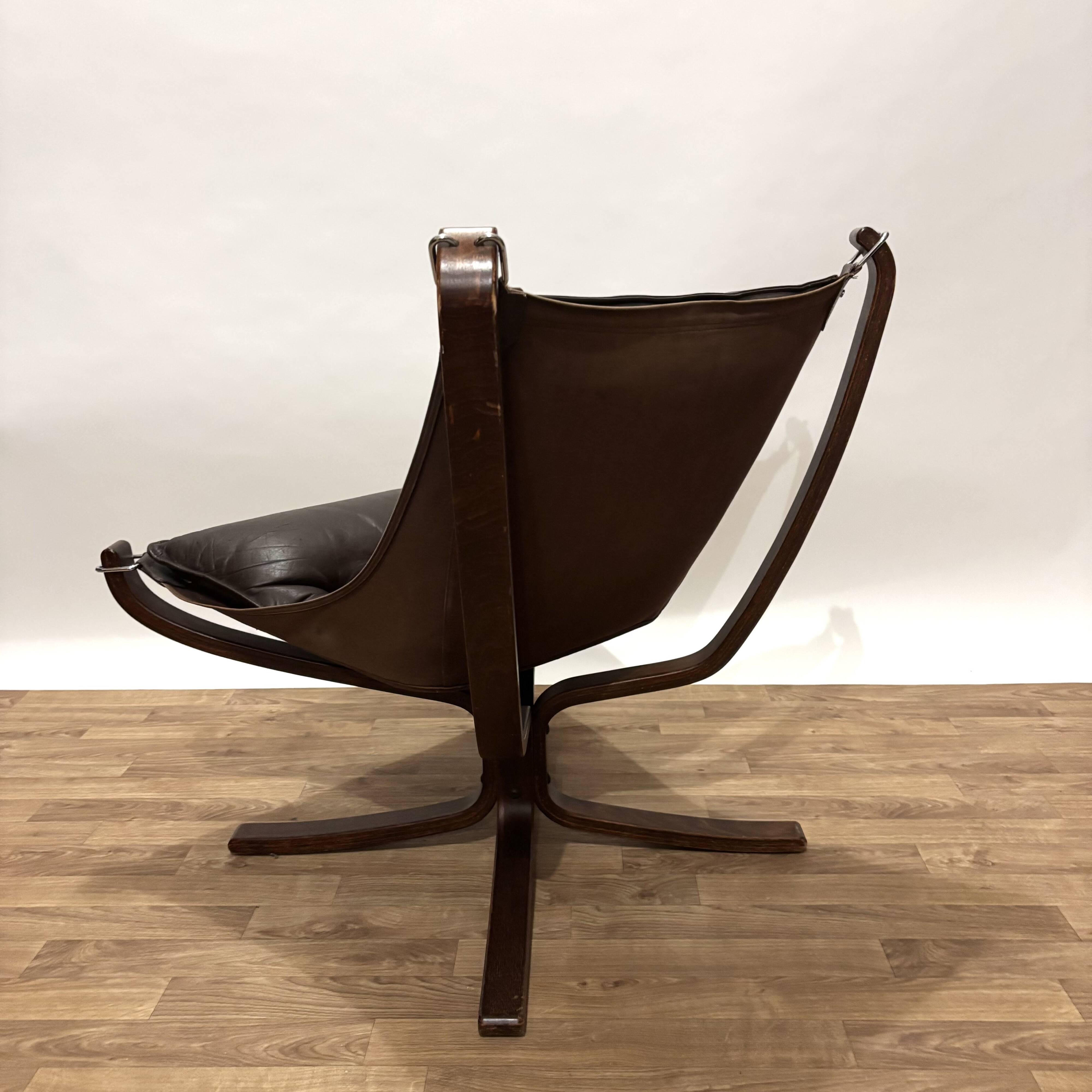 Fauteuil Falcon années 70