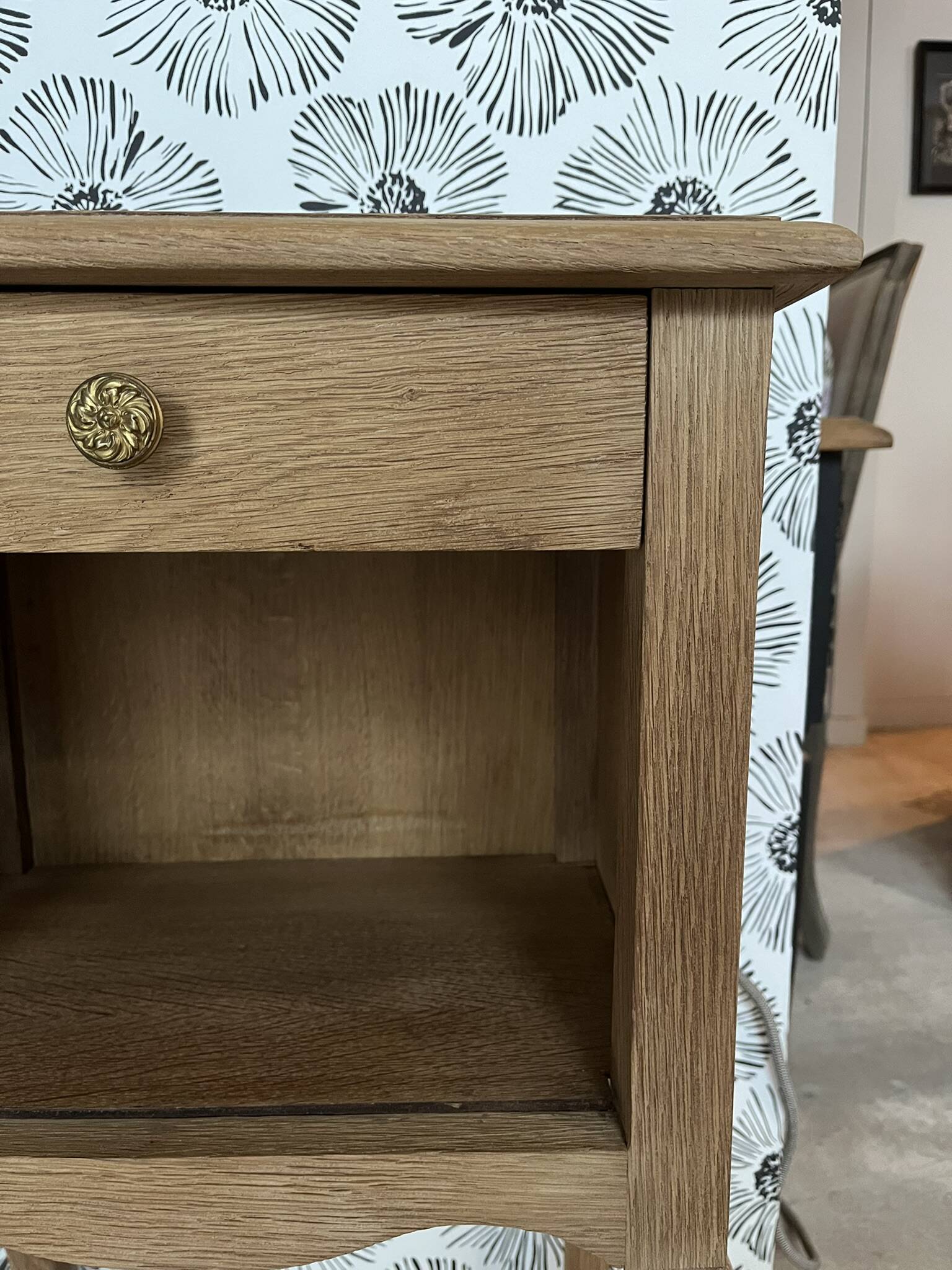Pair of vintage wooden bedside tables Zoé and Noé with drawers.