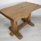 Table extérieur brutaliste