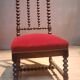 Chaise basse Napoléon III en velour rouge