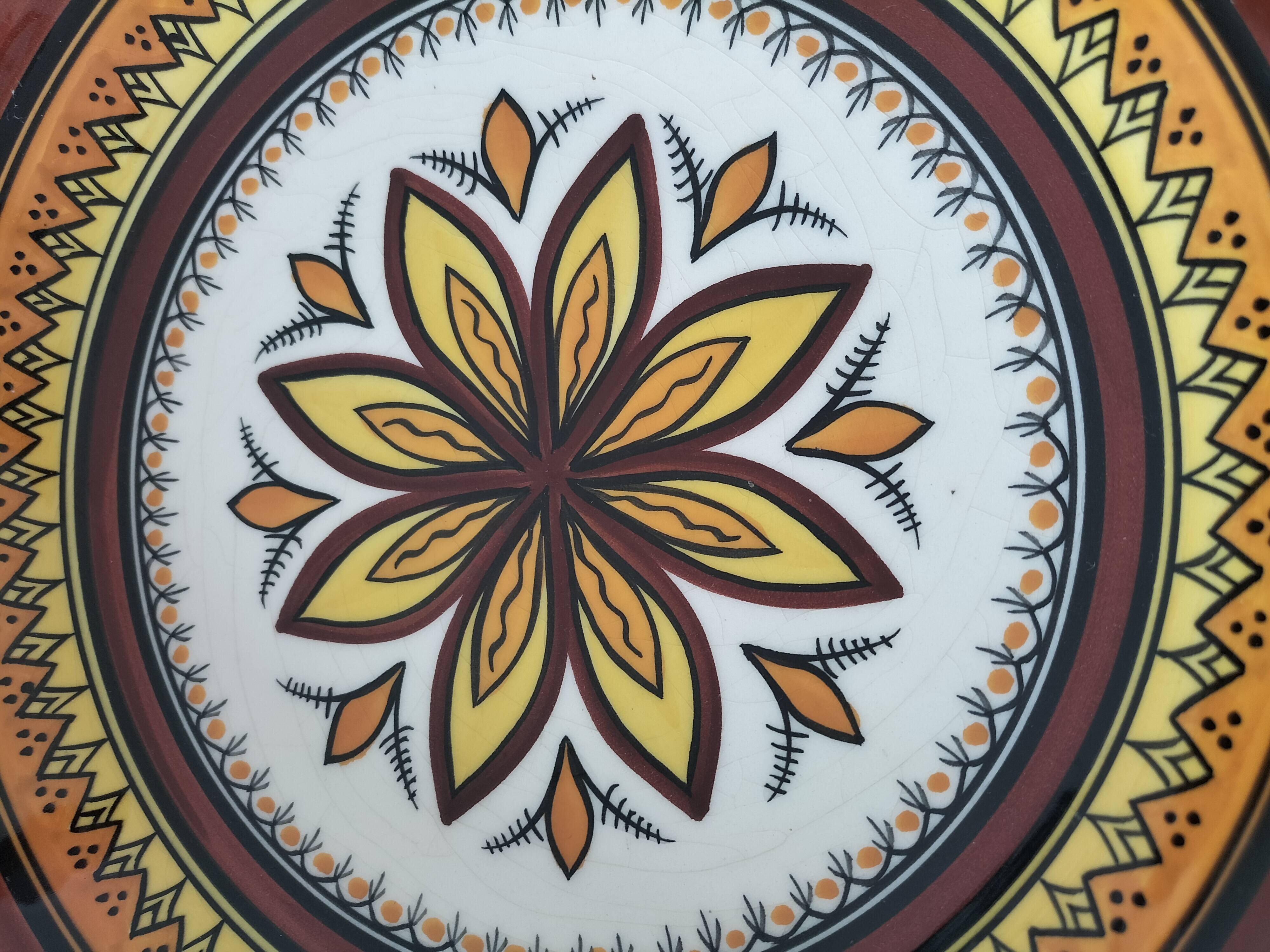 Coupe à fruits Henriot Quimper à motif floral stylisé