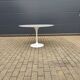 Original Knoll Tulip dining table in Carrara marble (120cm)