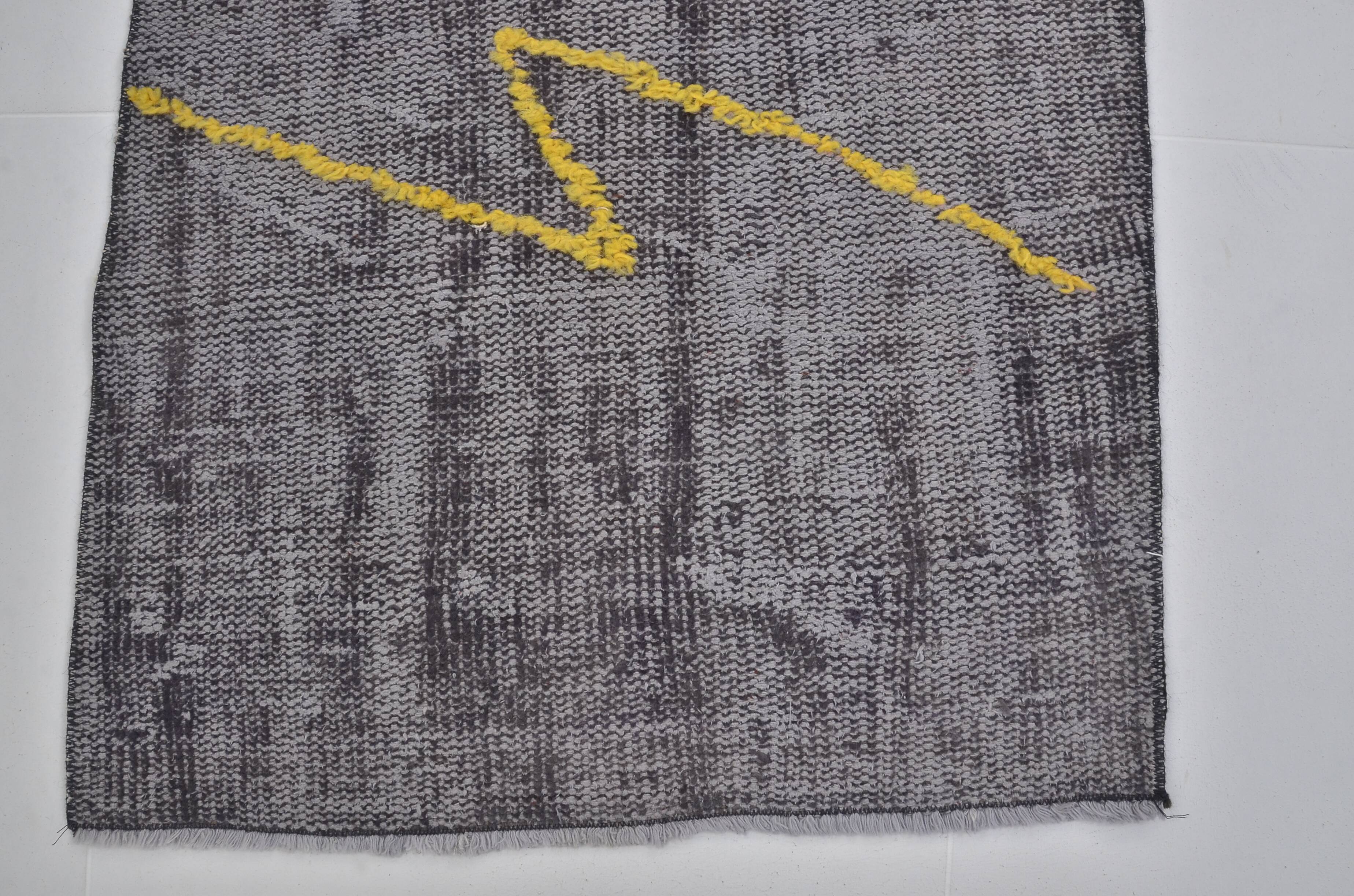 One A kinf of Vintage Pompom Runner sku 3827