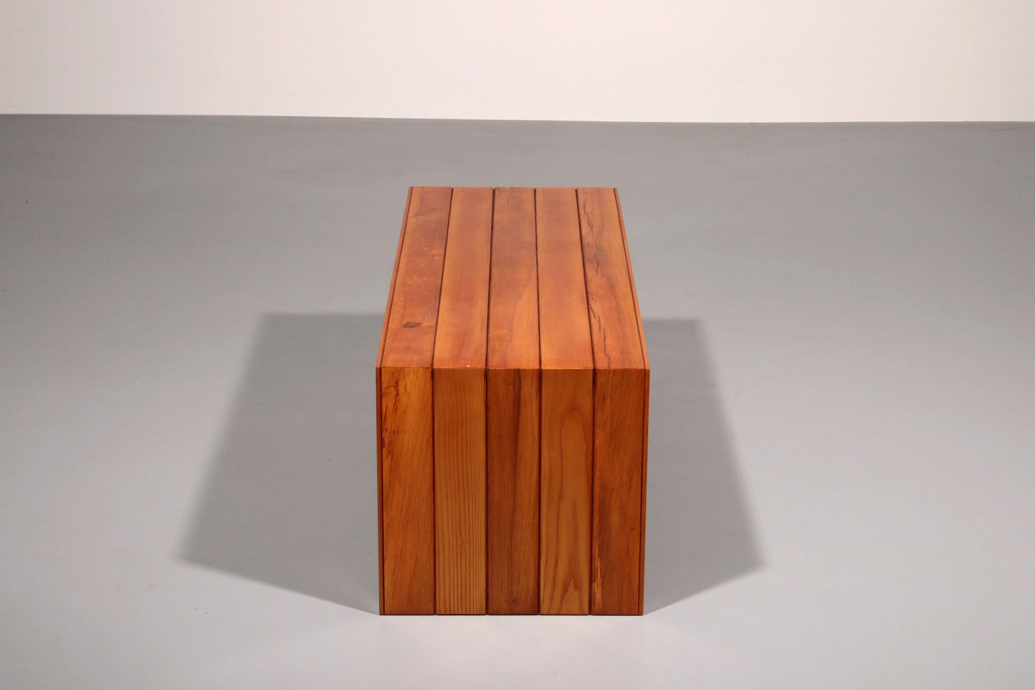 Elegant Italian mid-century beechwood bench (1960s)