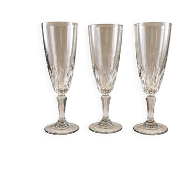 Set of 3 vintage Luminarc Flamenco champagne flutes