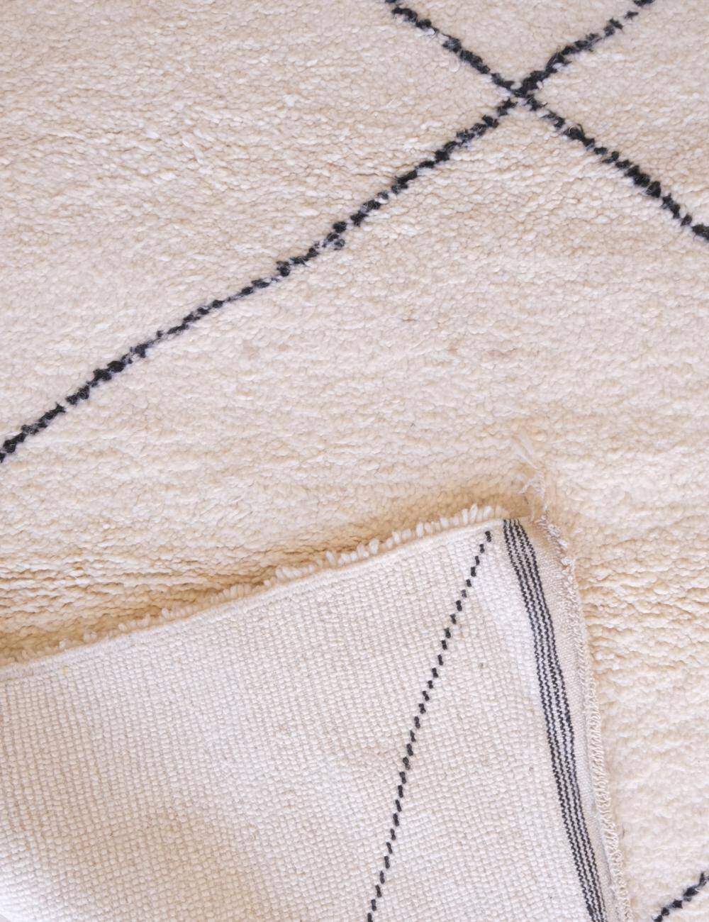 Beni Ourain Lozenge Rug - 363 x 250 cm