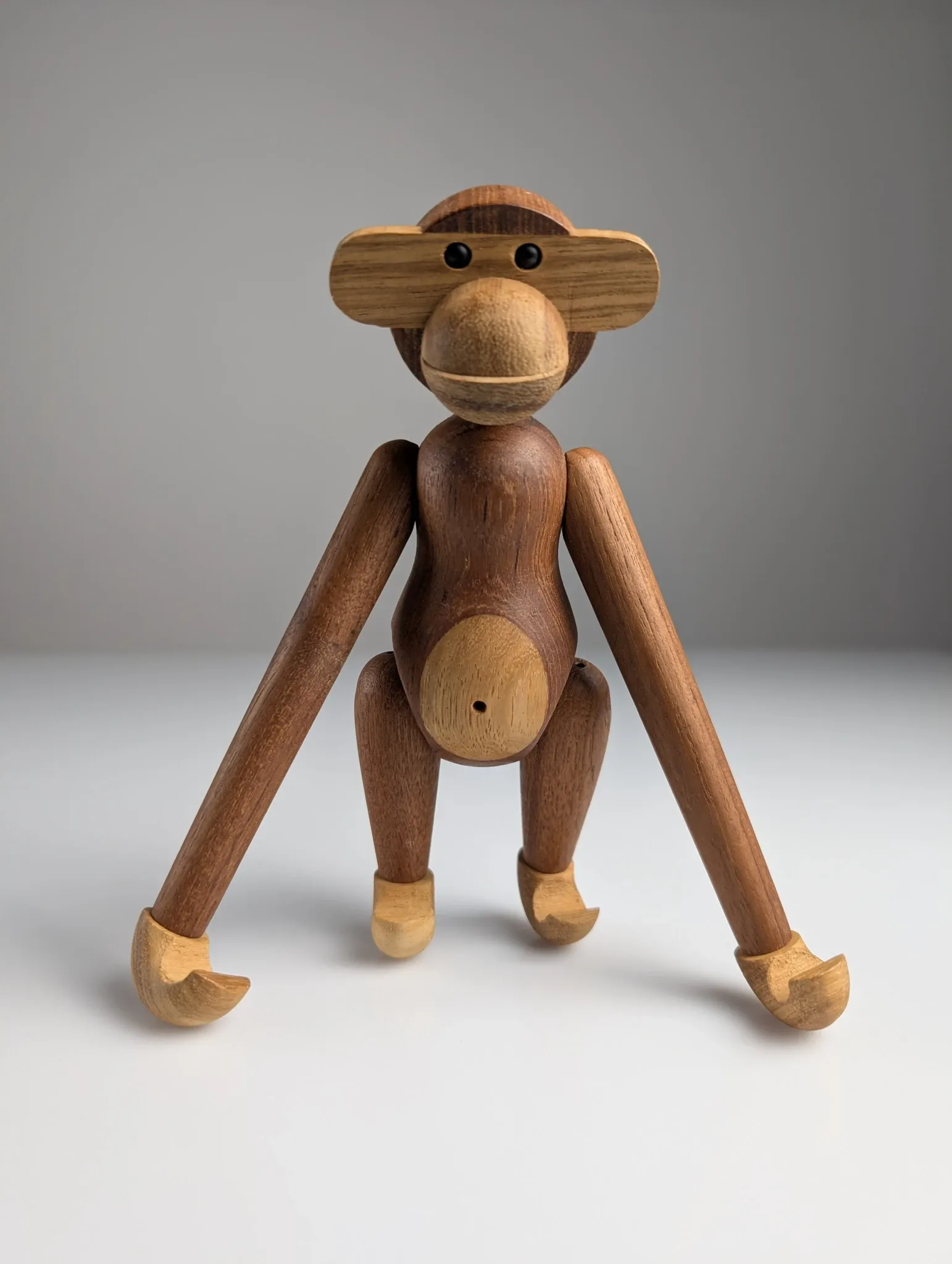 Large two-tone wooden monkey figure by Kay Bojesen, Danish design from the 20th century