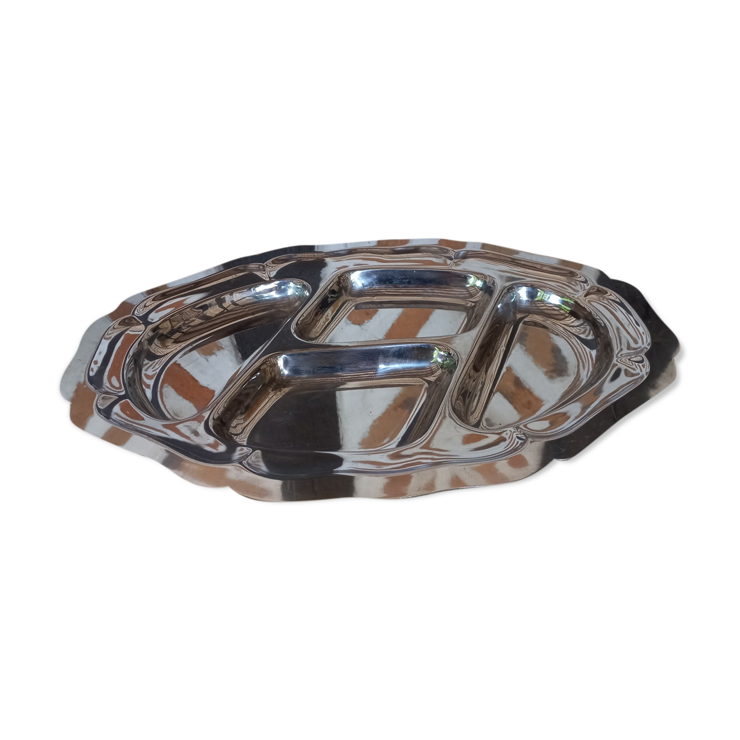 Stainless steel oval dish with compartments
