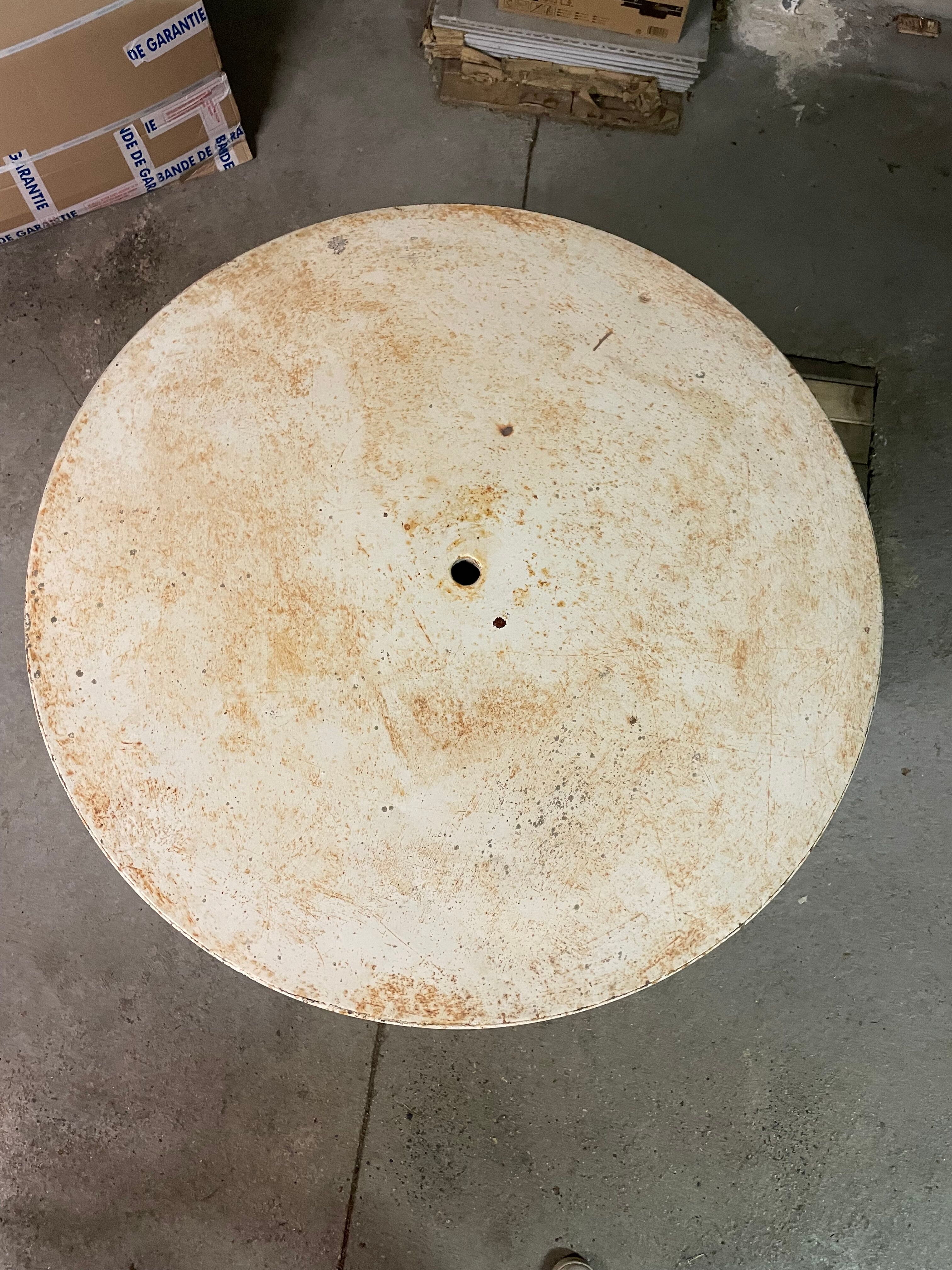 Tolix KUB table diameter 99cm by Xavier Pauchard