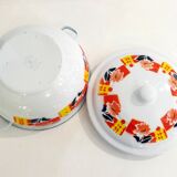 Small metal enamelled casserole China