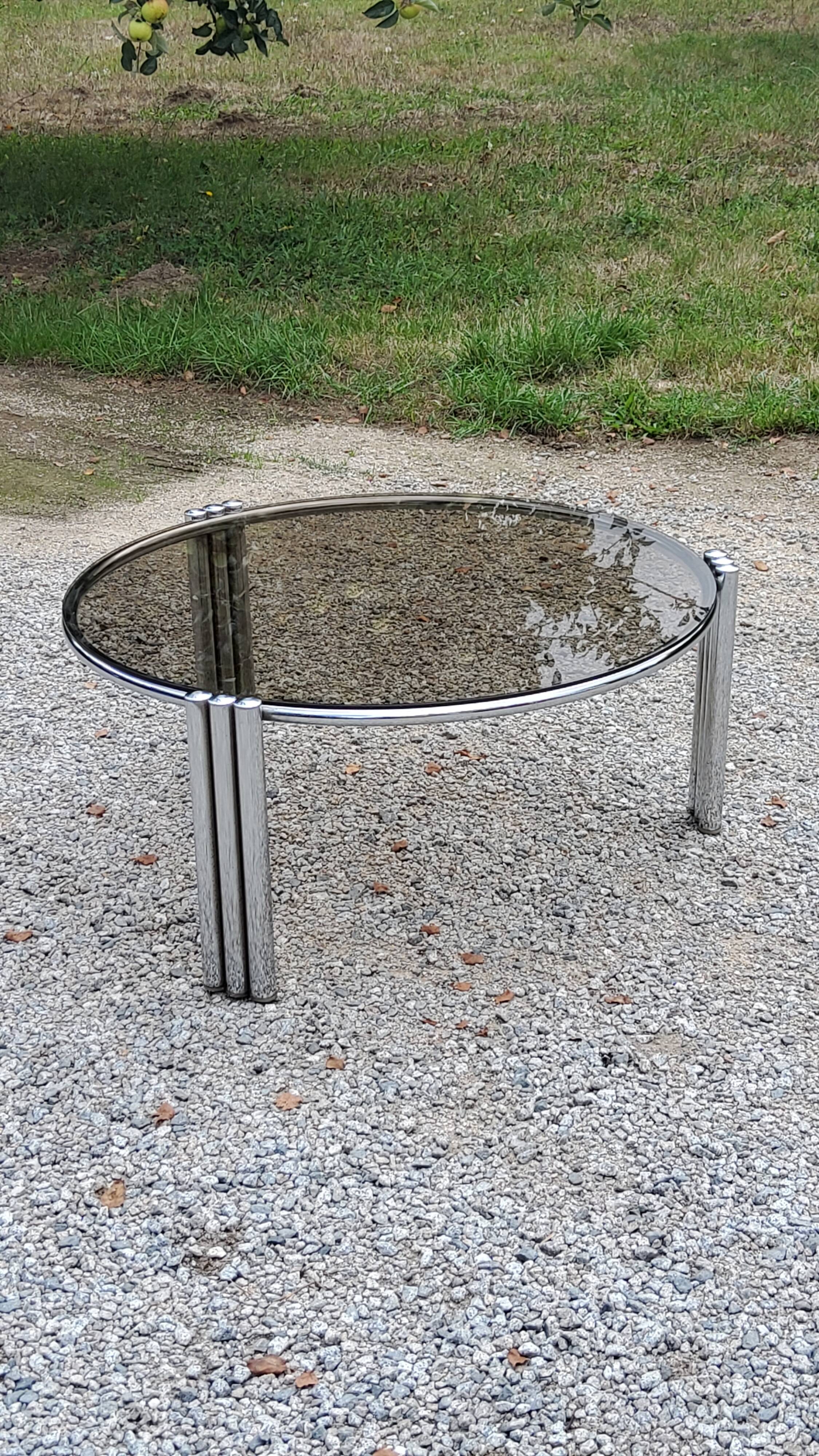 Coffee table design of the 70s smoked glass base chrome Diameter 84cm