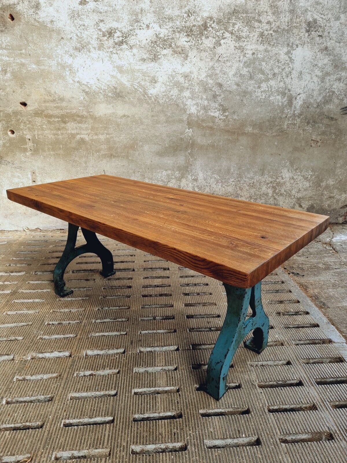Industrial dining table oak on cast iron legs