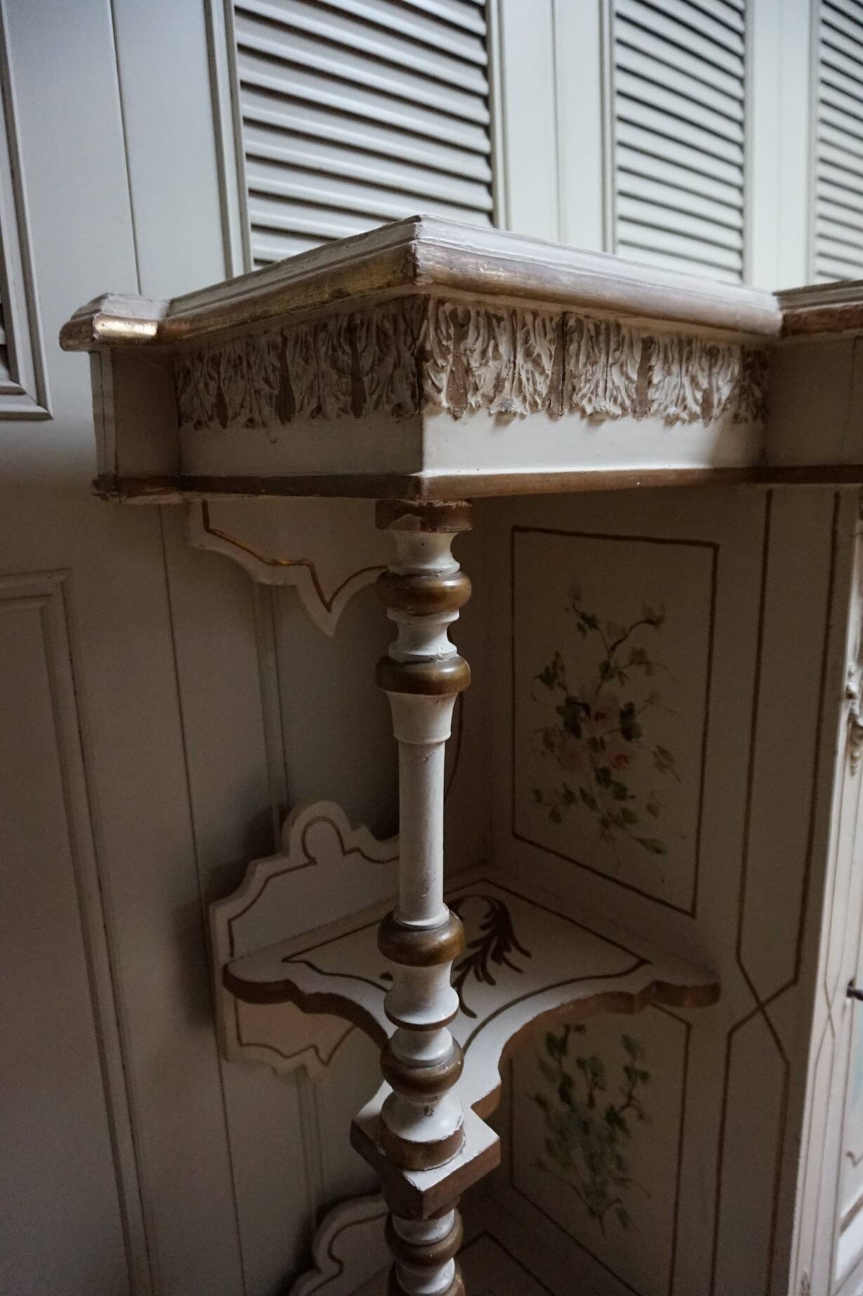 Italian hand-painted Console Table with Mirror and floral painting