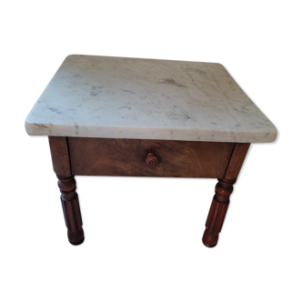 Bedside table