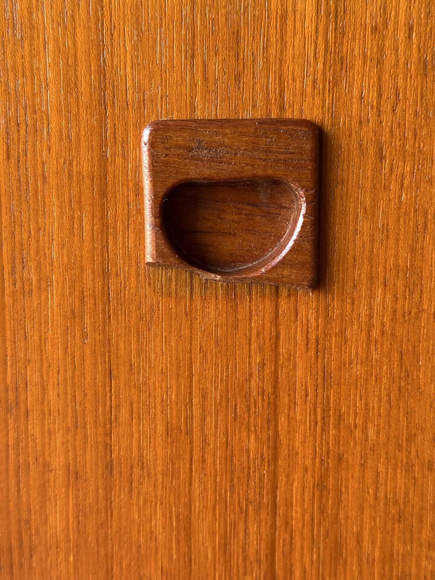 Vintage low Scandinavian sideboard in teak, 1970.