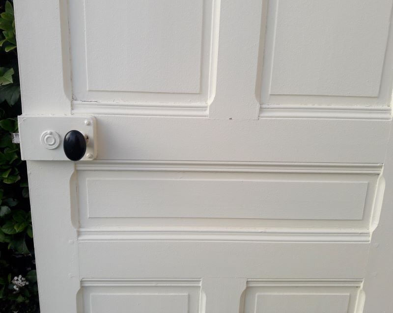 Communication door 82,2x217,8cm old molded