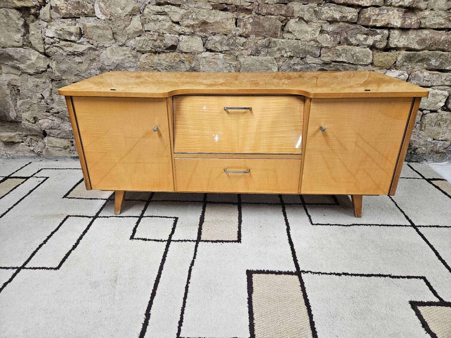 Small vintage sideboard 1960 compass foot