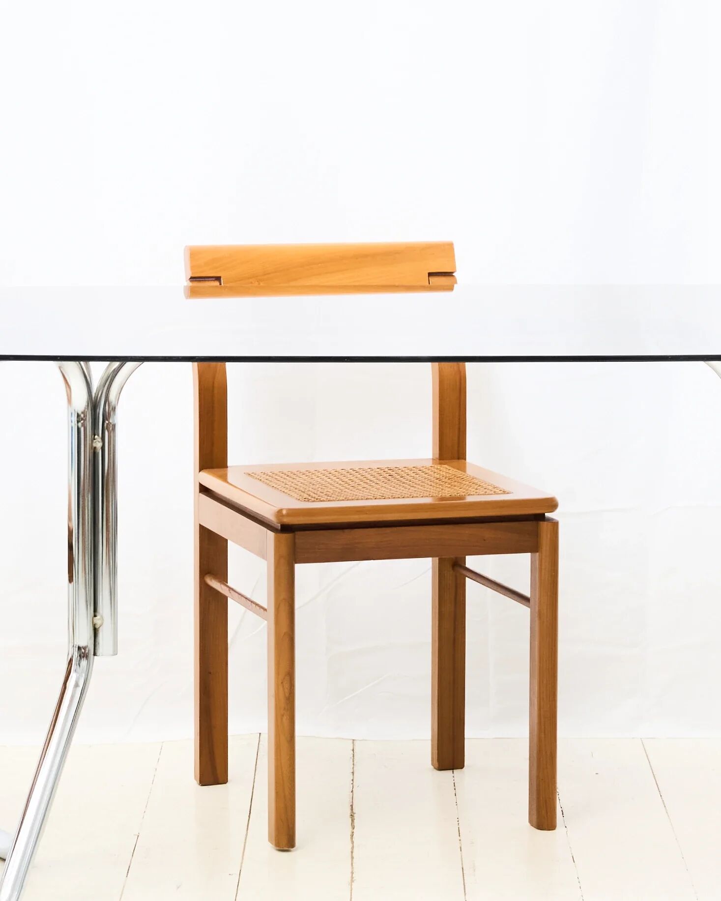 Dining table with tubular chrome base, 1970s