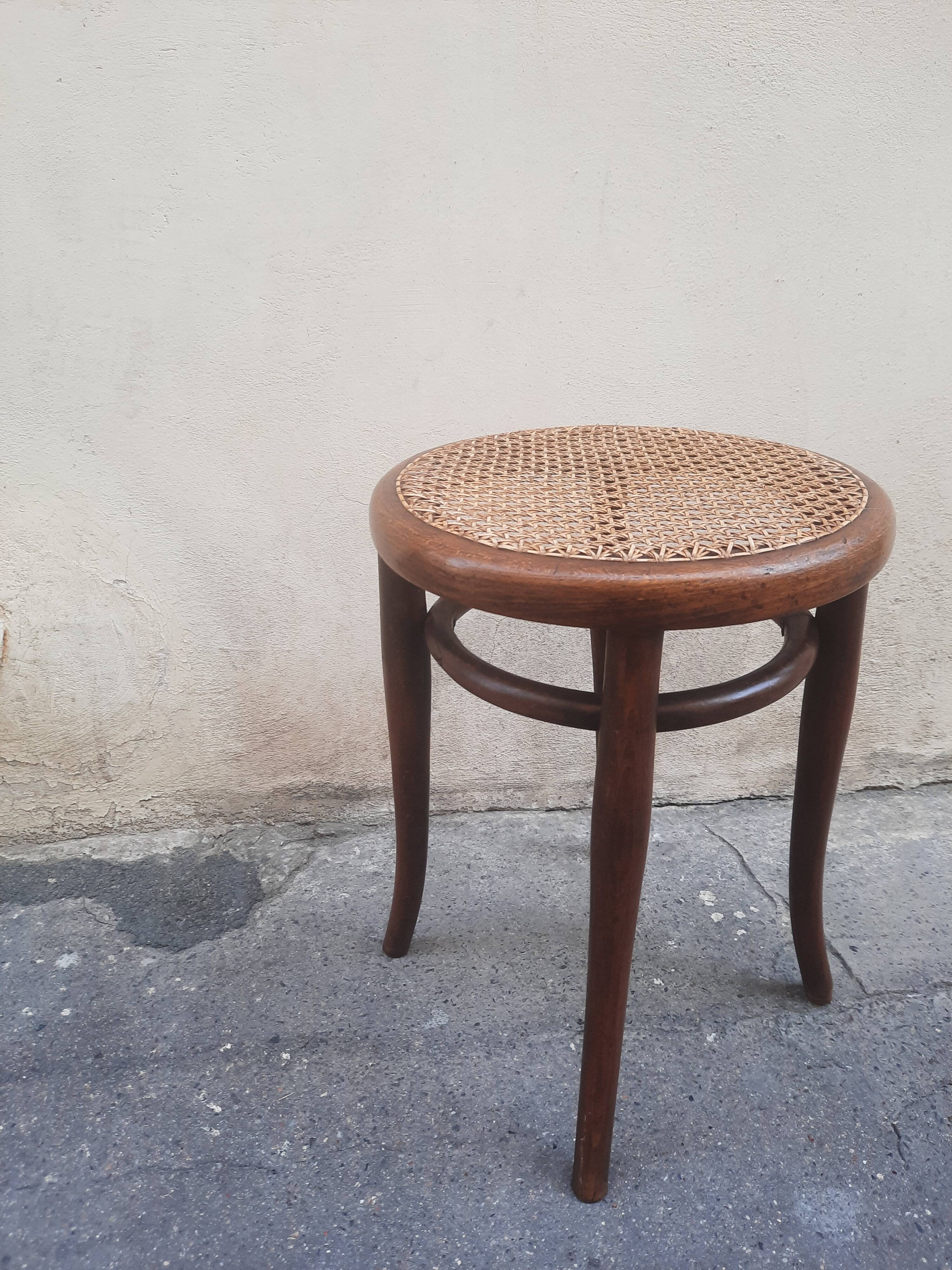Thonet stool