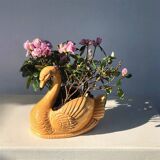 Swan pot cache