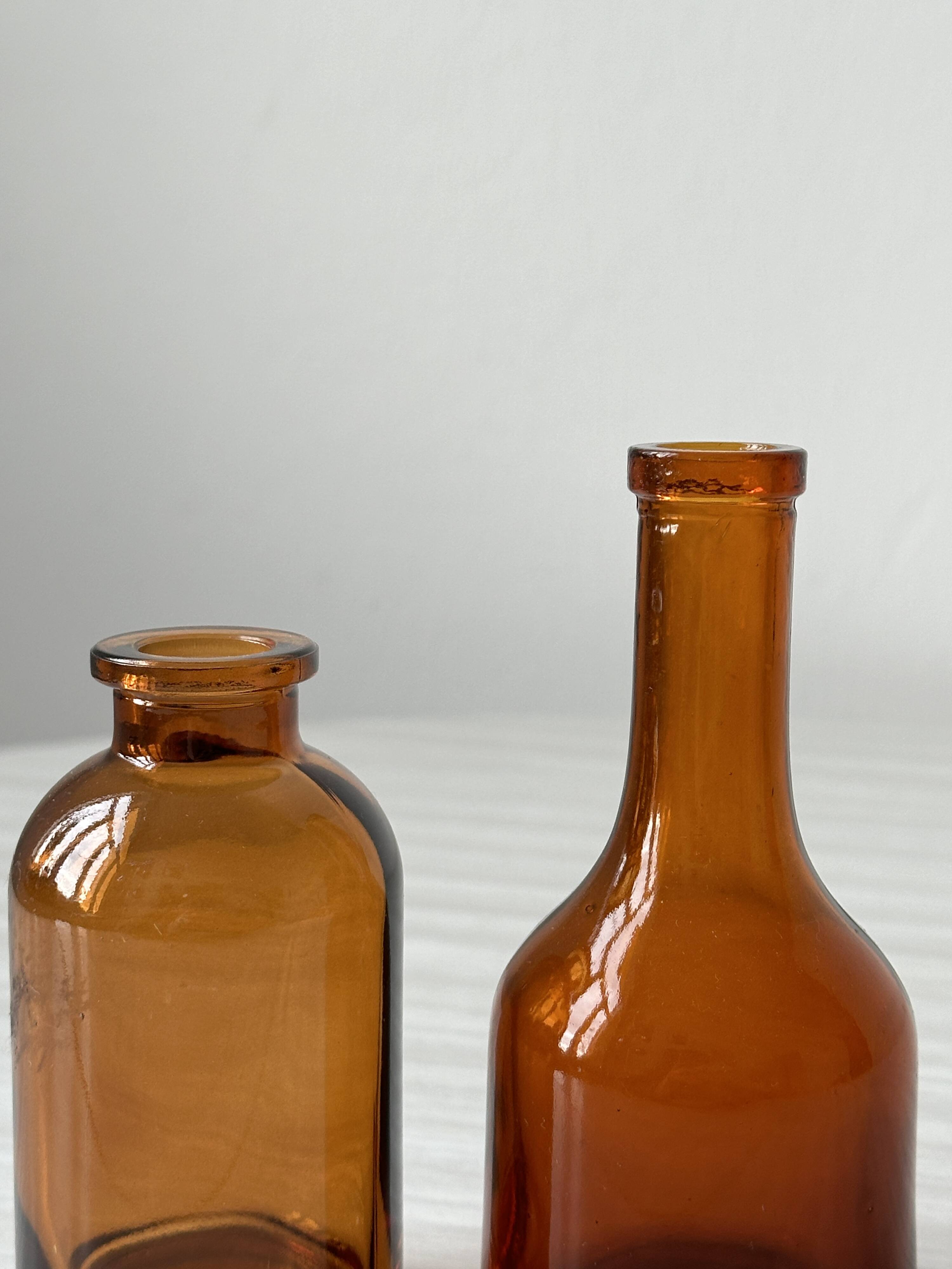 Petites bouteilles décoratives