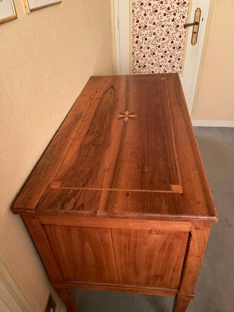 Commode d'époque Louis XVI, en noyer, cerisier et frêne