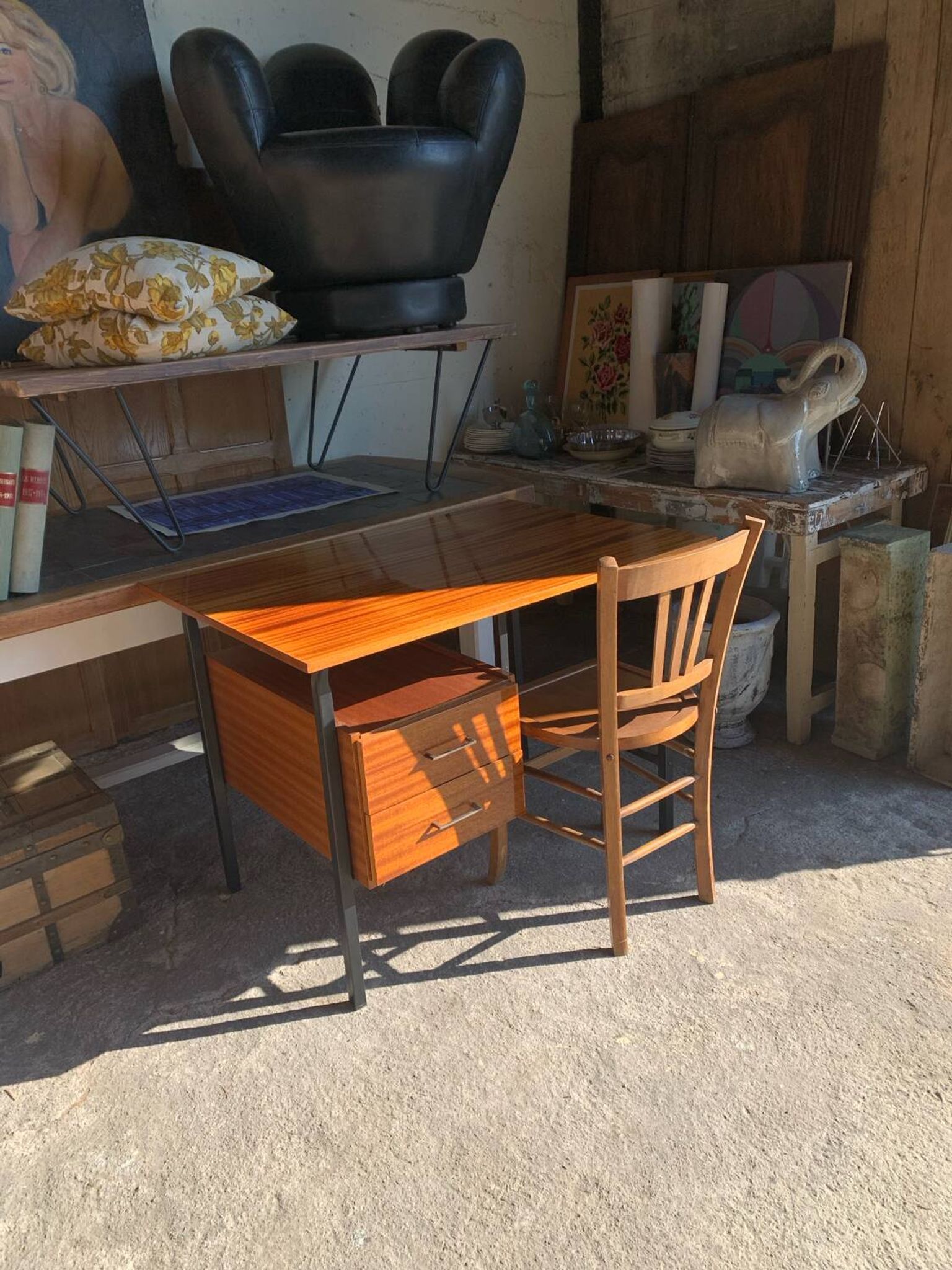 Bureau vintage moderniste années 70
