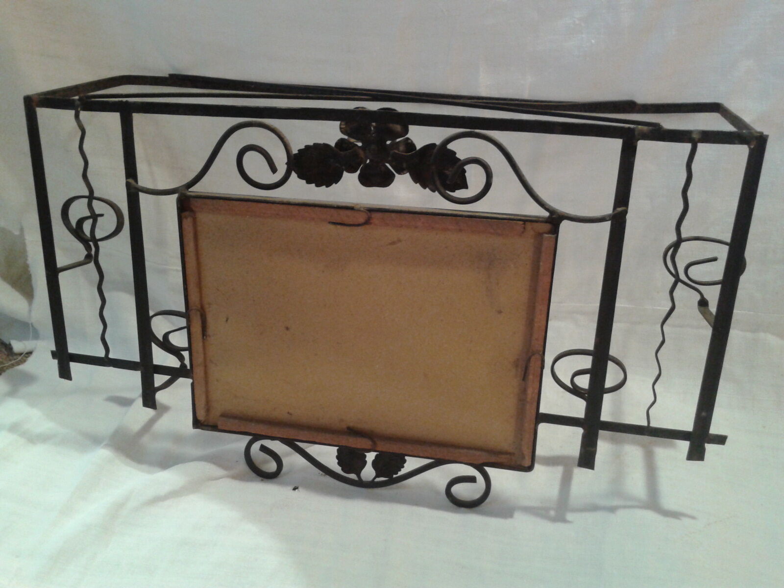 Locker room wall mirror 4 hooks