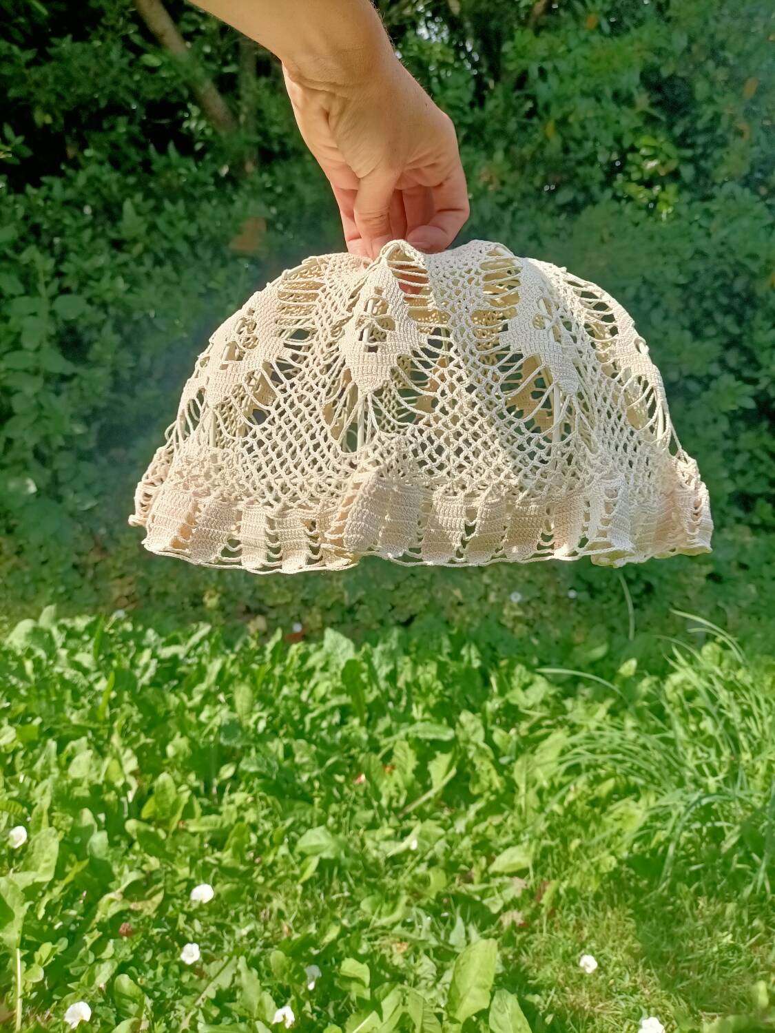 Retro lace chandelier/lampshade