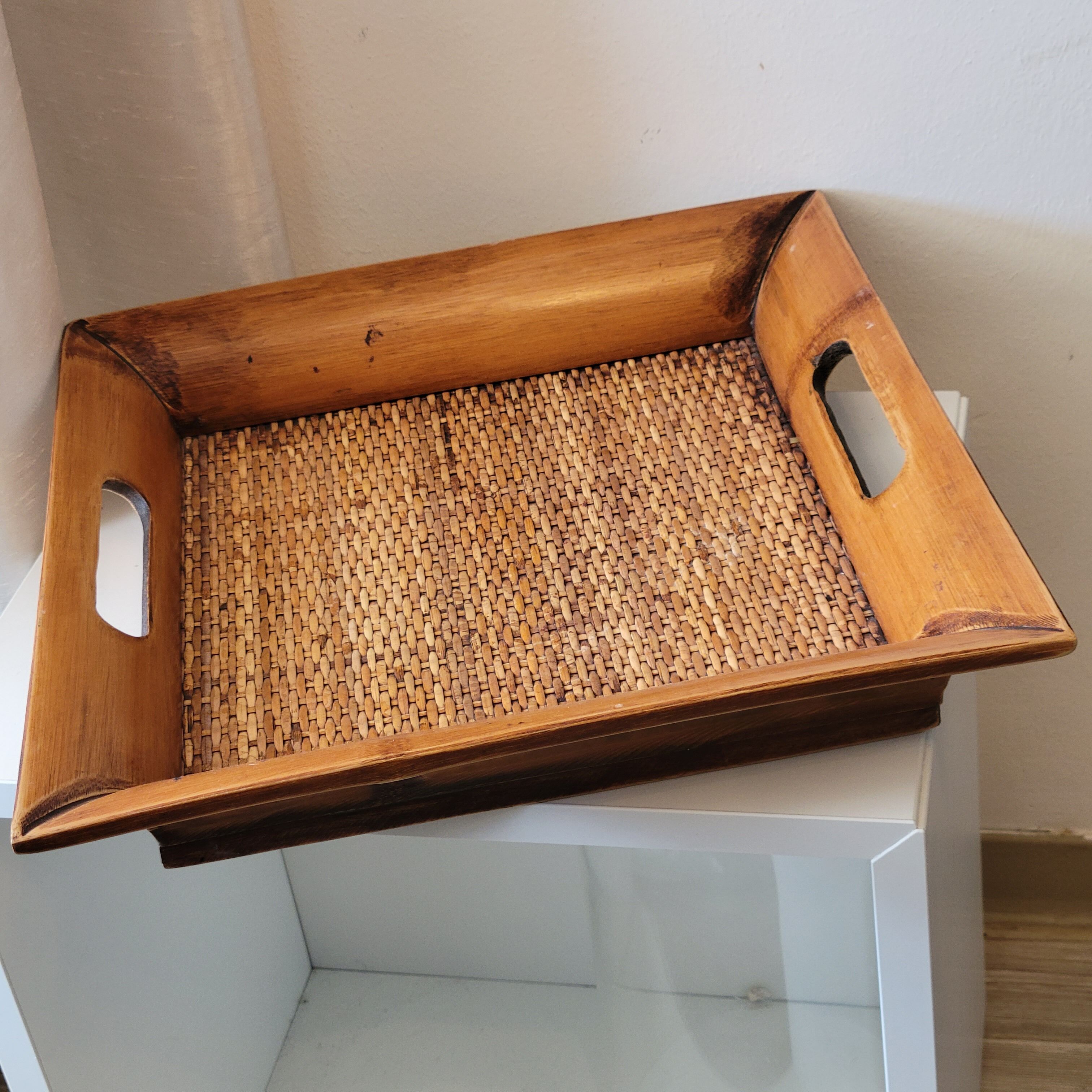 Square vintage serving tray in bamboo and wicker