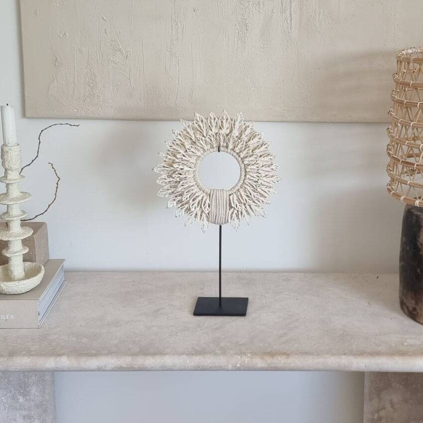 Decorative Papuan shell necklace