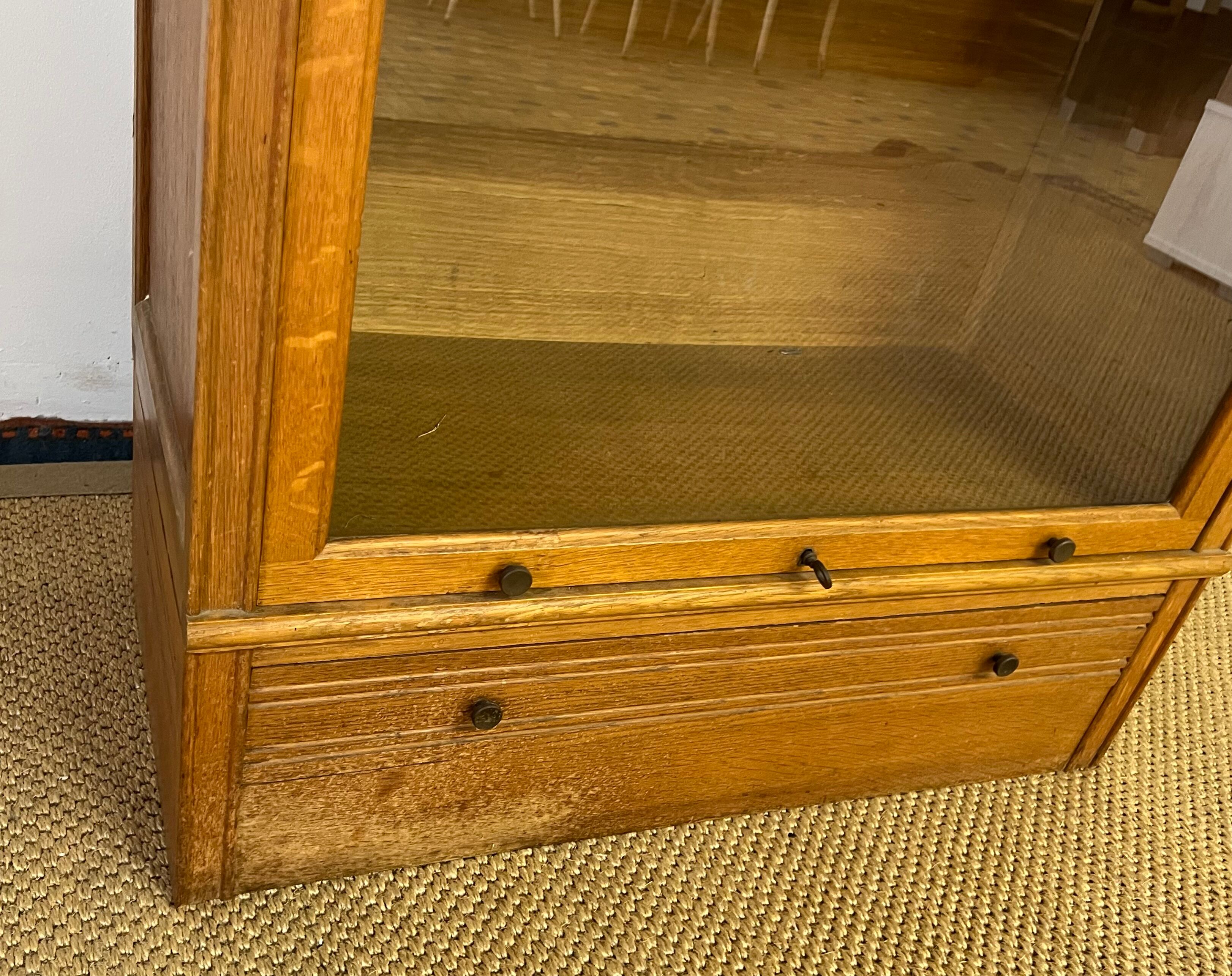 Modular display cabinet MD