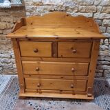 Solid pine chest of drawers