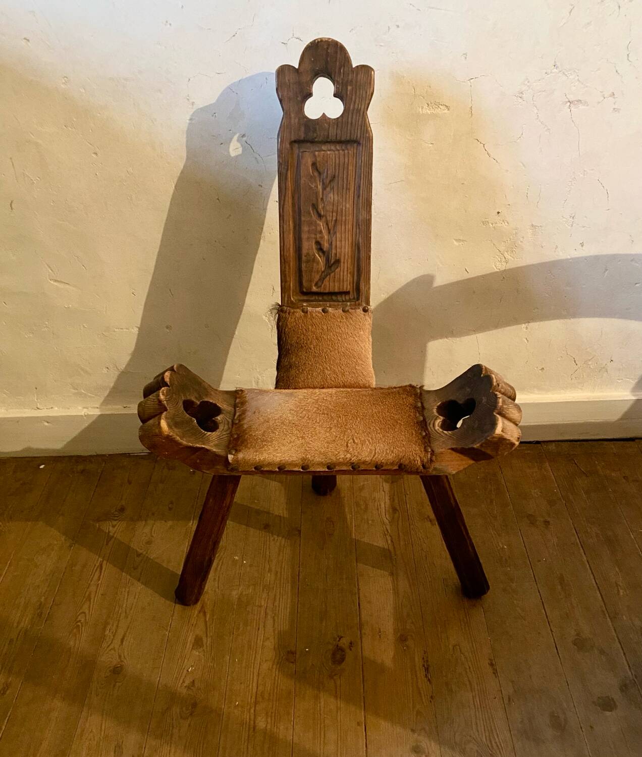 Brutalist tripod chair