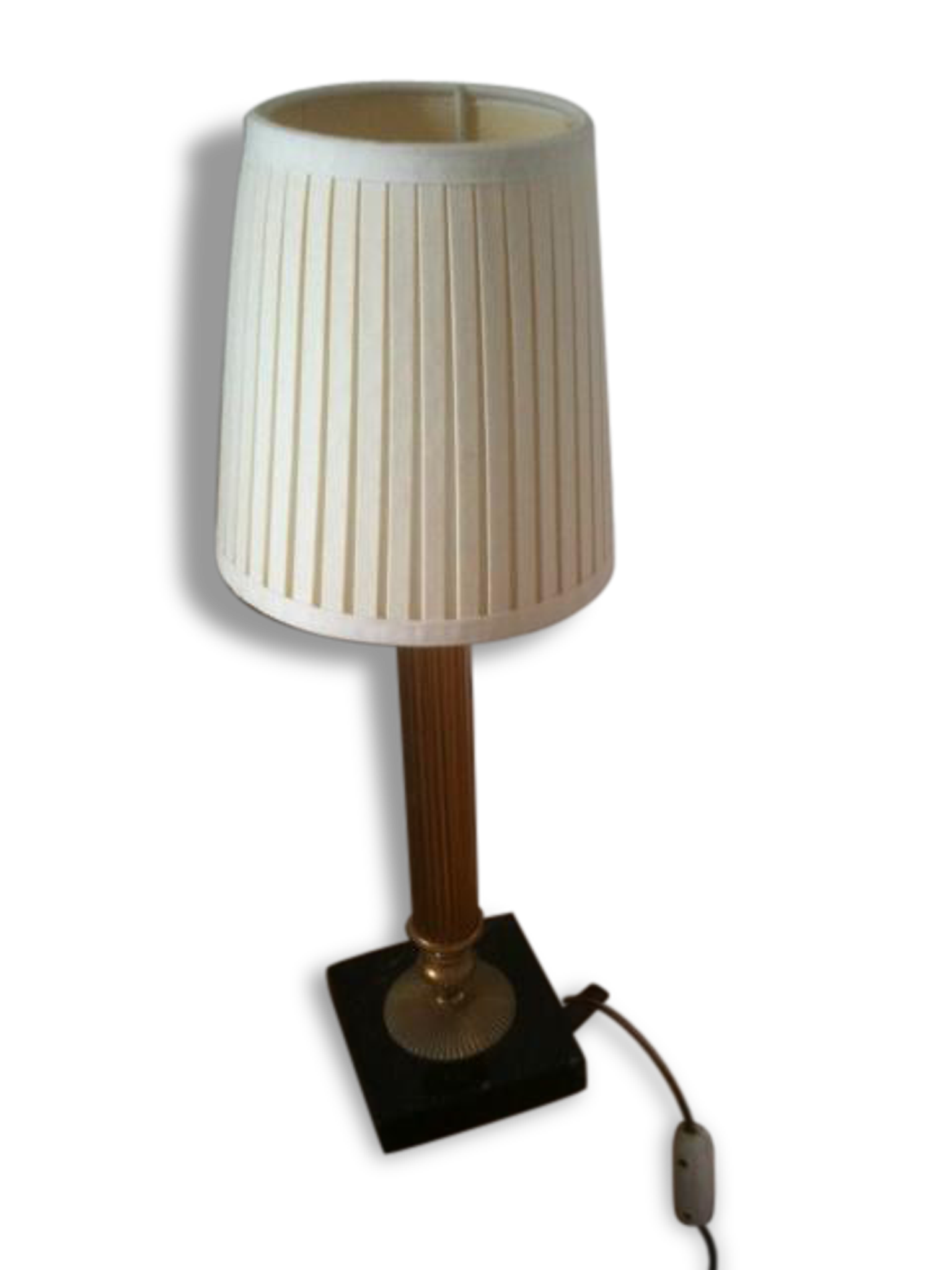 Petite lampe de style, socle marbre