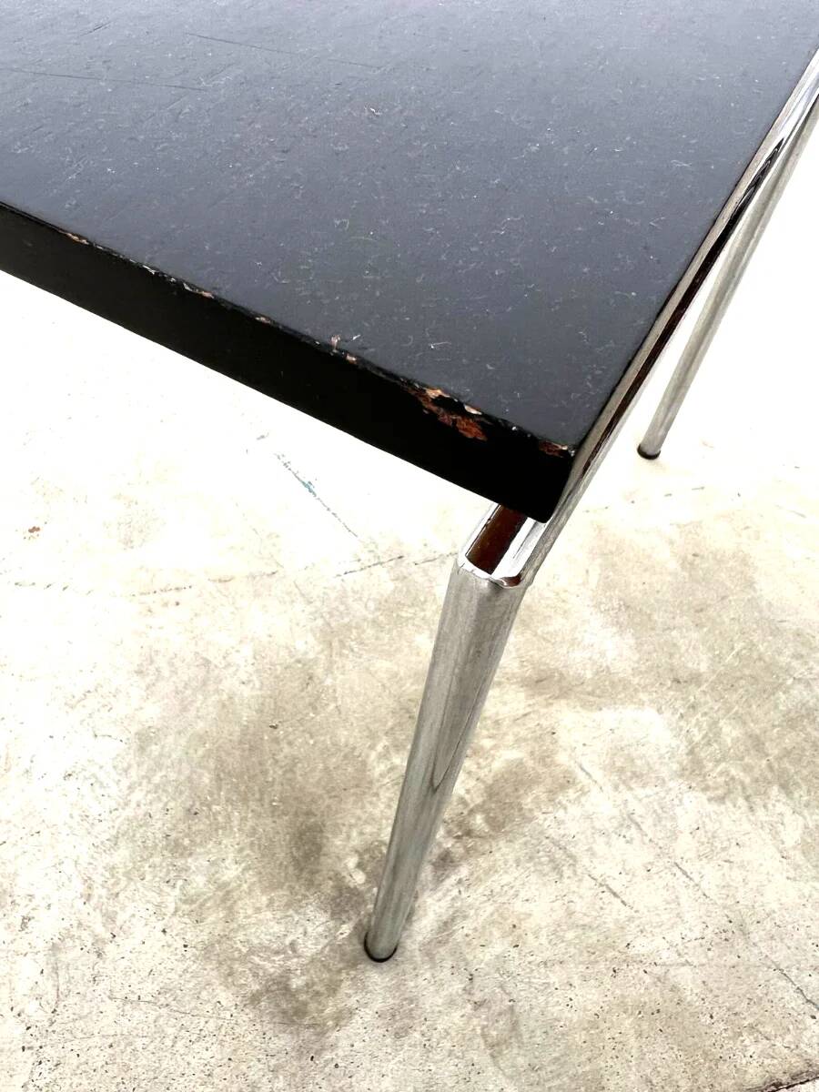 Vintage side table – Chrome and black – Netherlands 1960