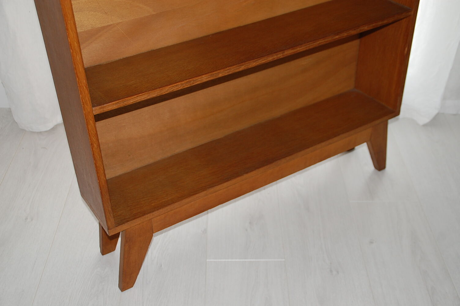 Bookcase of the 50/60