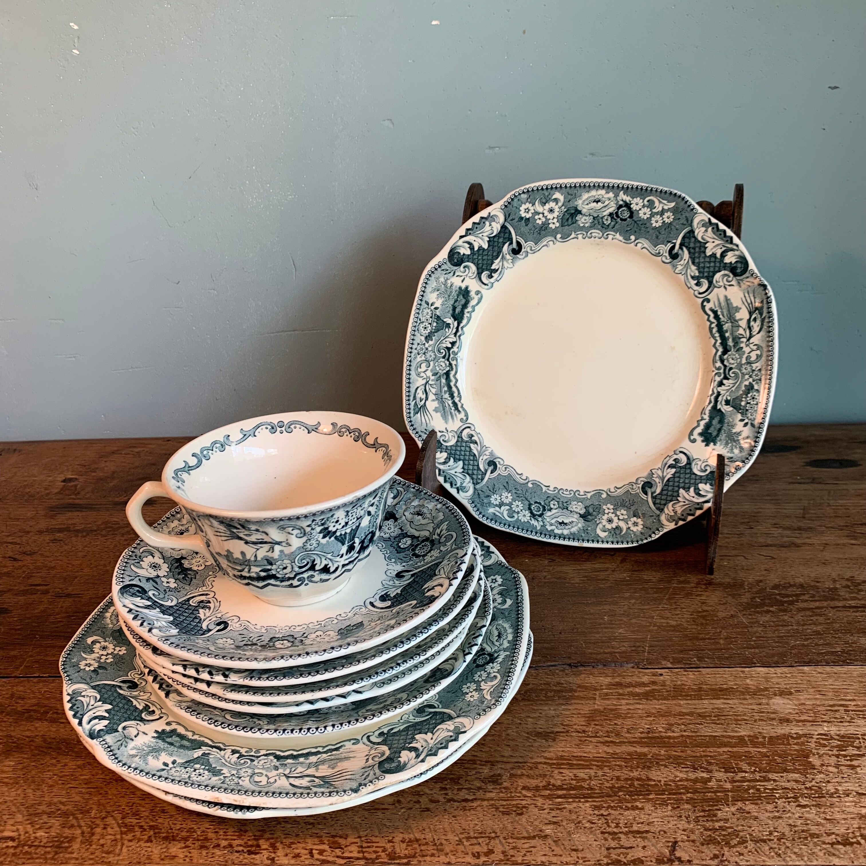 Maastricht Ceramic Breakfast Service Party