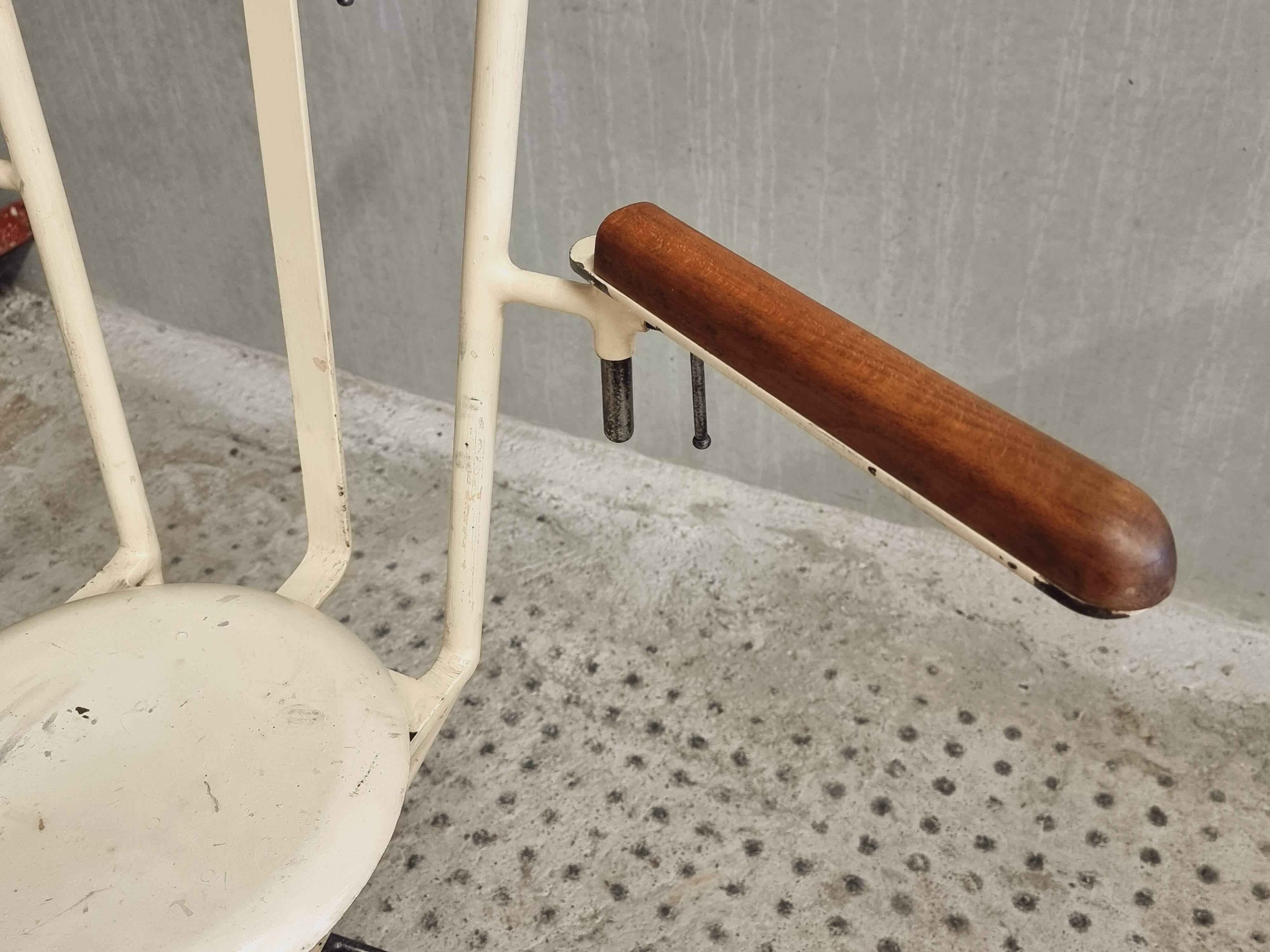 Fauteuil de dentiste ancien de Belgique période 1900/1920