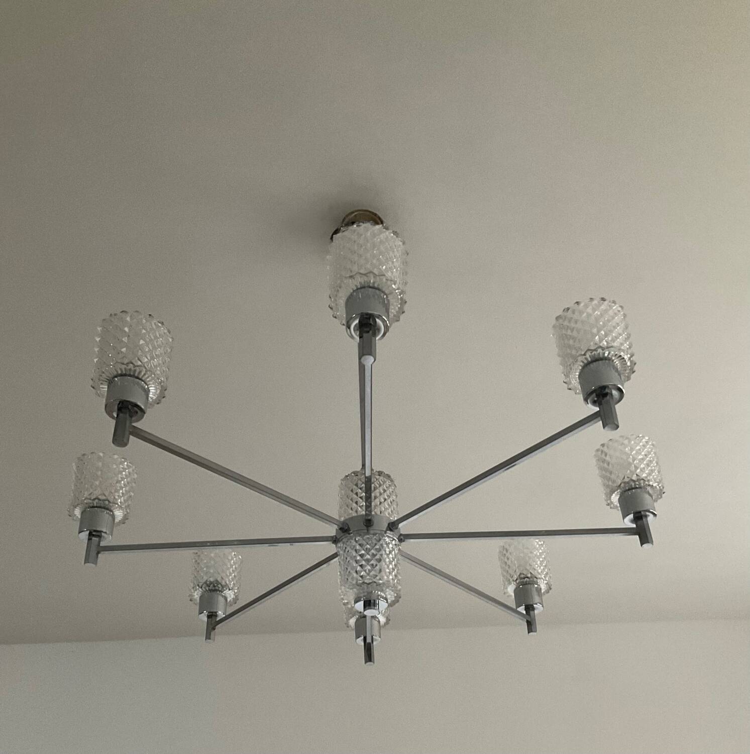 Vintage Italian chandelier from the 60s in chromed metal and glass