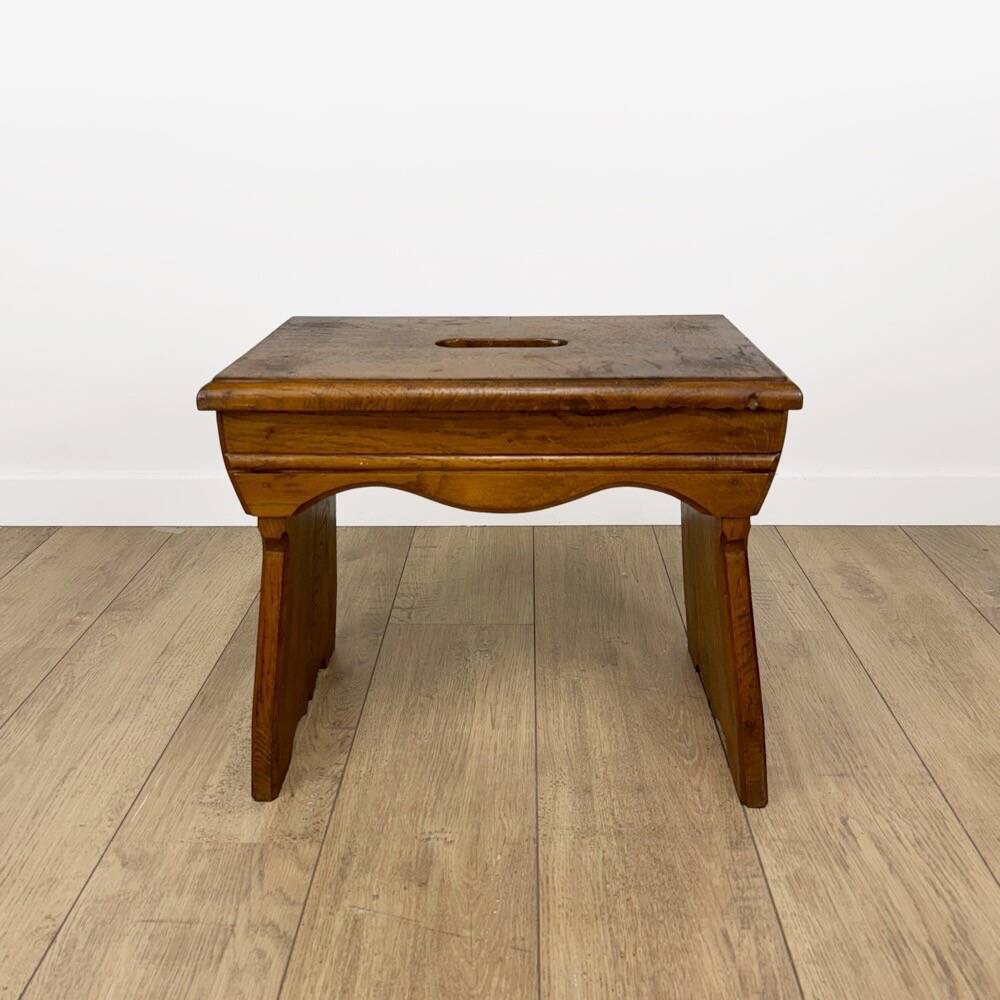 Antique slotted mountain chalet bench