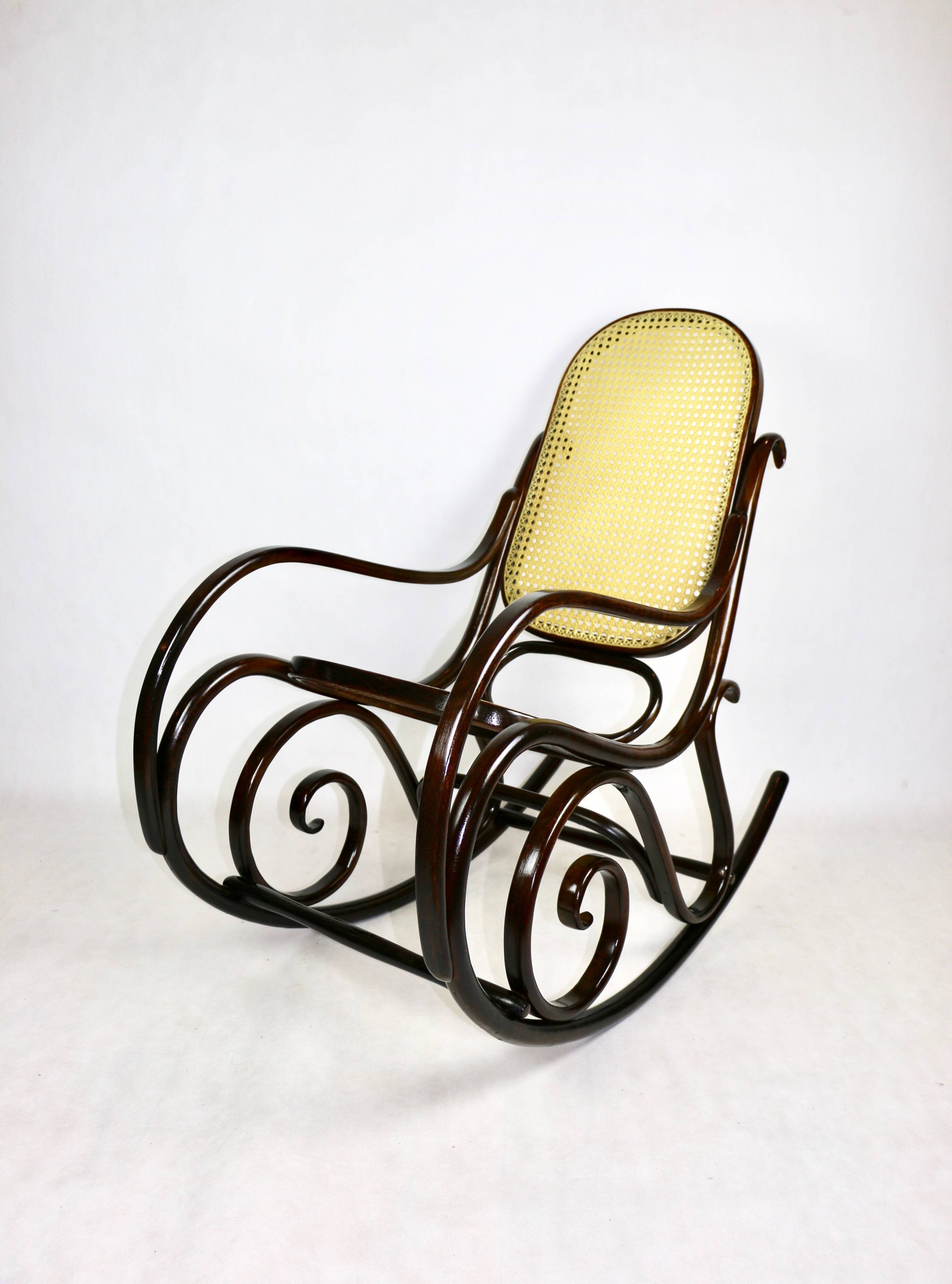 Vintage Brown Rocking Chair by Michael Thonet