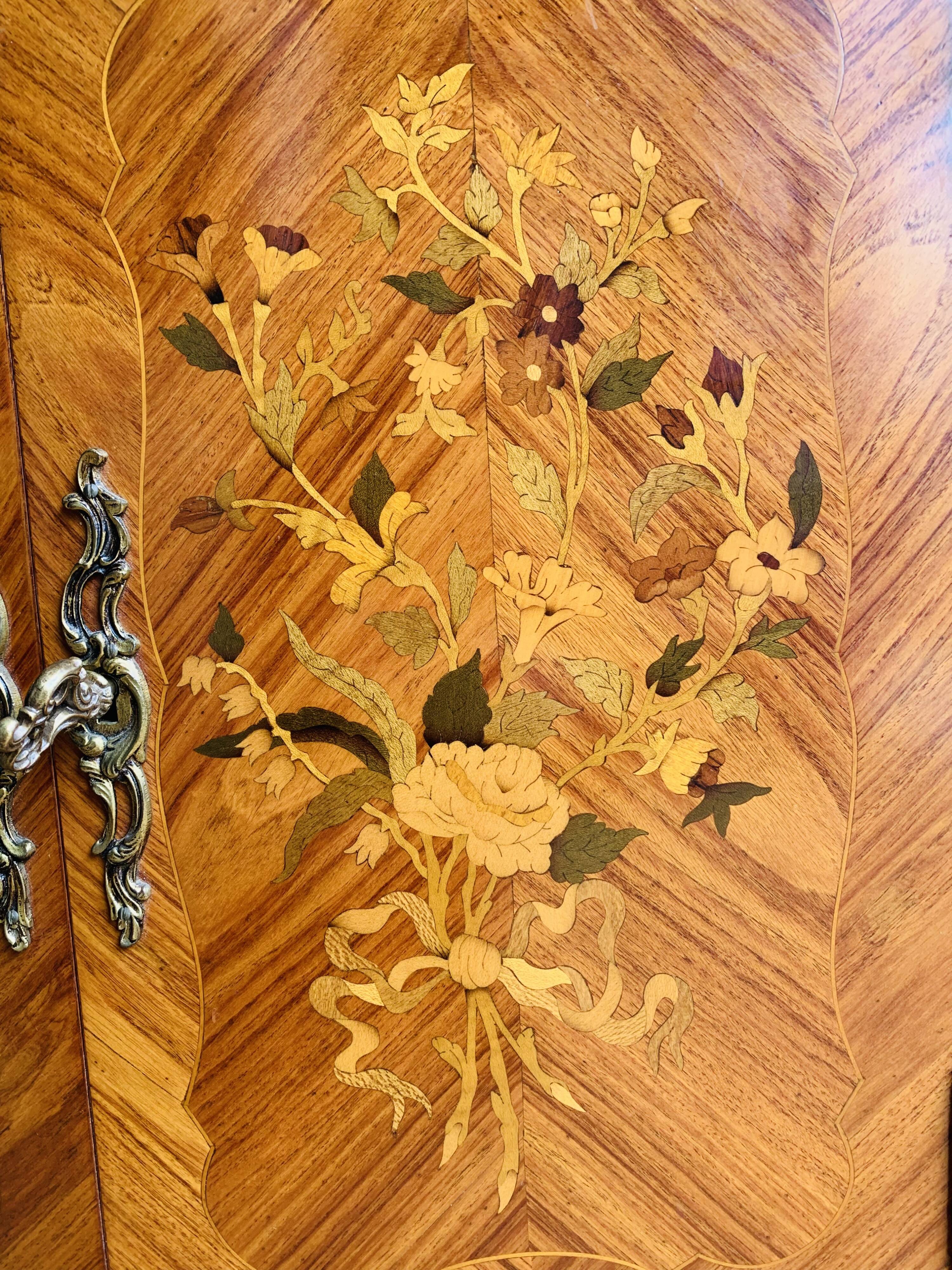 Commode between Louis XV