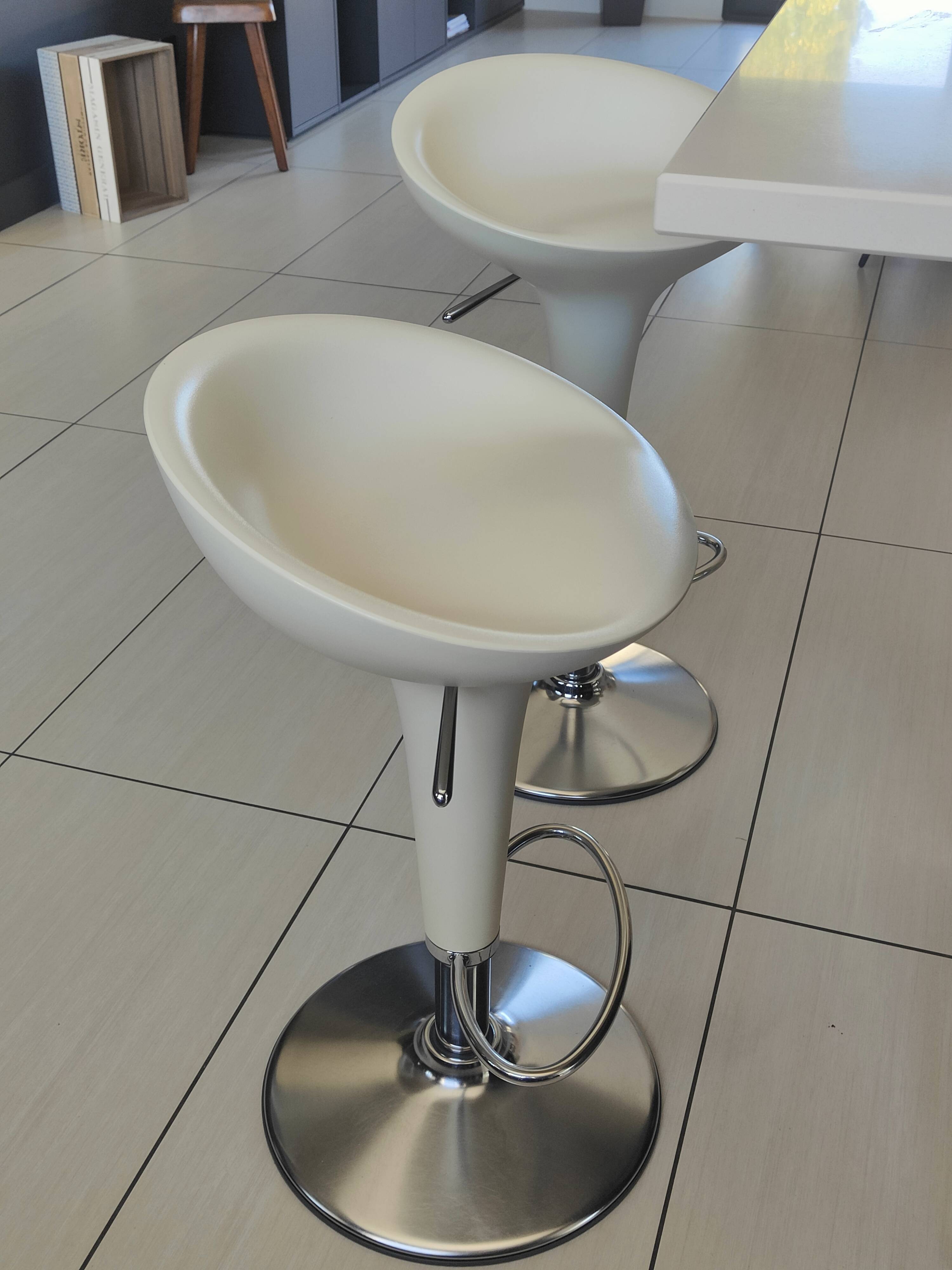 Set of 6 Magis Bombo stools by Stefano Giovannoni - Authentic - Very Good Condition