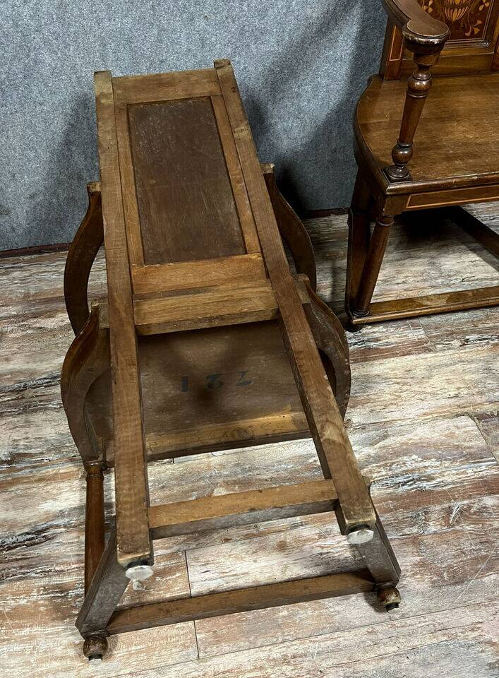 Pair of Renaissance armchairs called "Caquetoires" in walnut and marquetry, circa 1850