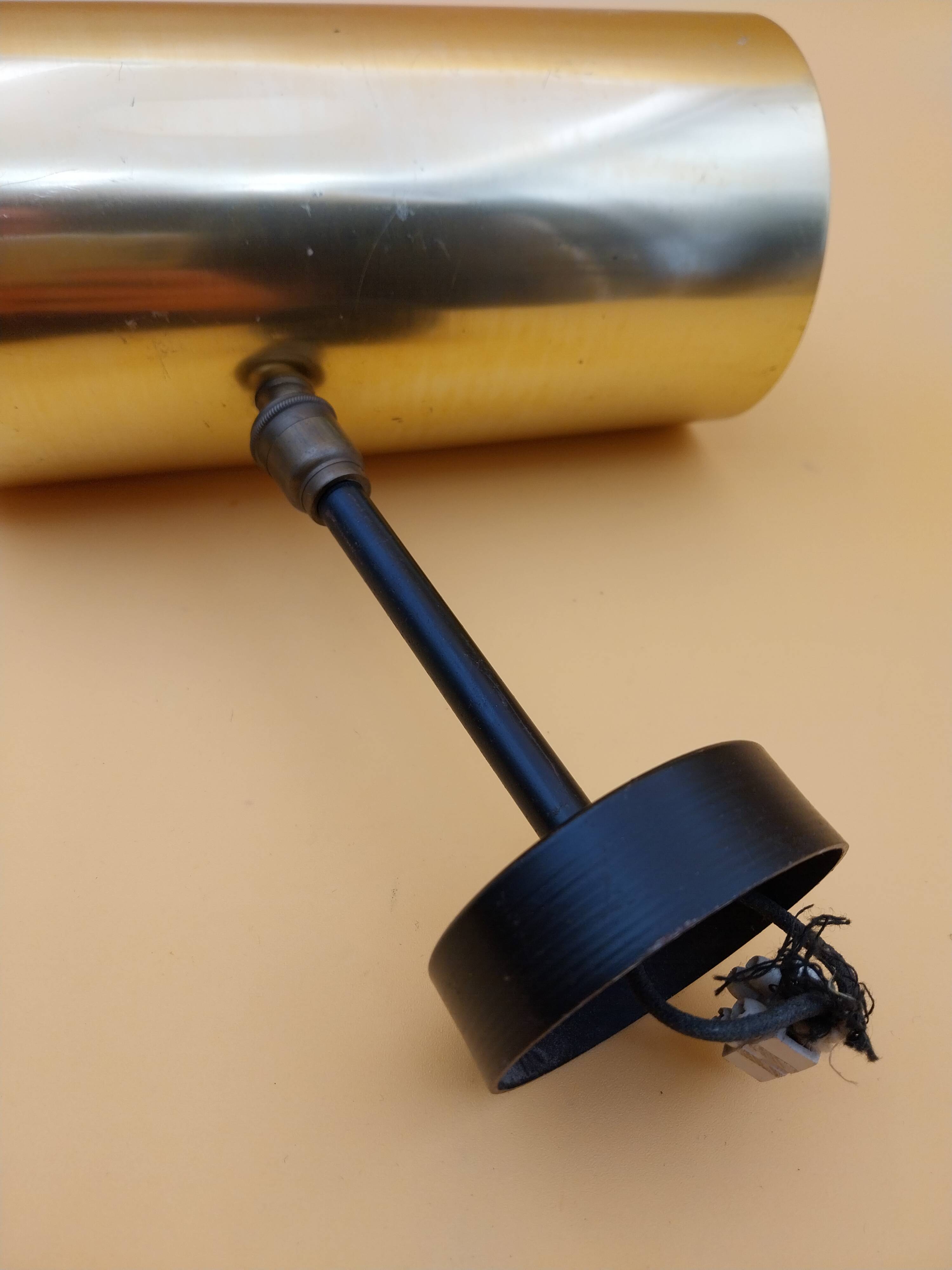 Brass pipe wall light on ball joint