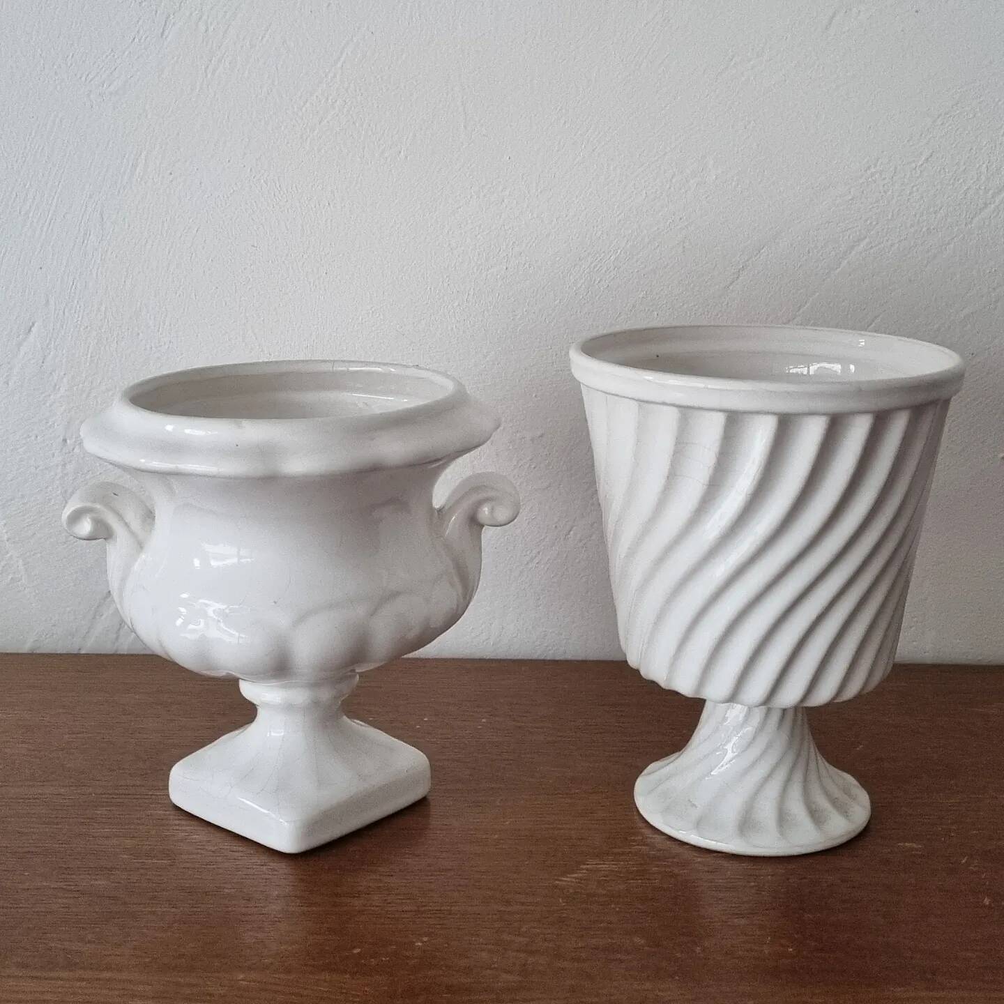 Vintage Medici vase pot holder, old white earthenware