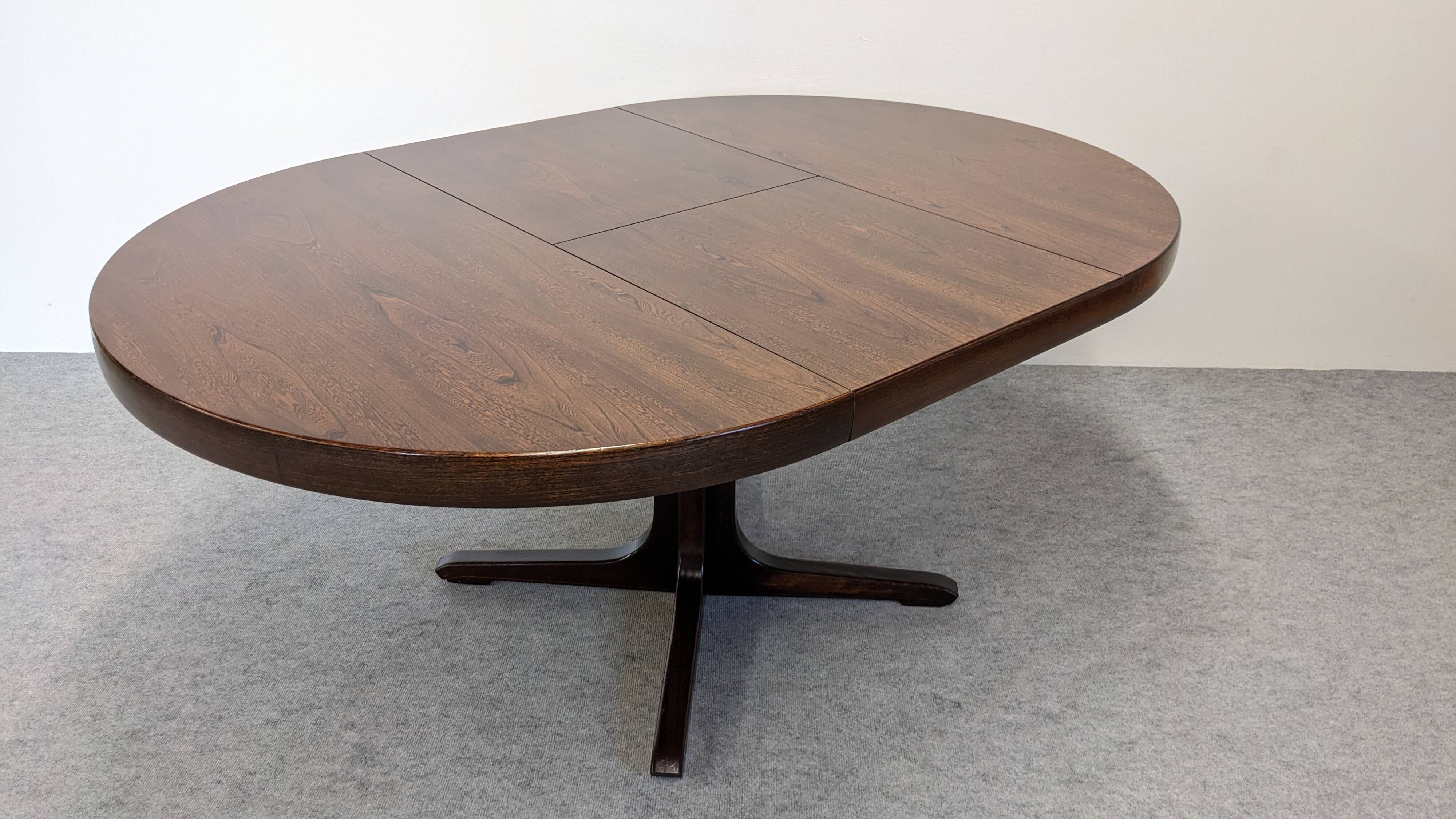 Table ronde de salle à manger extensible Baumann, France vers 1970