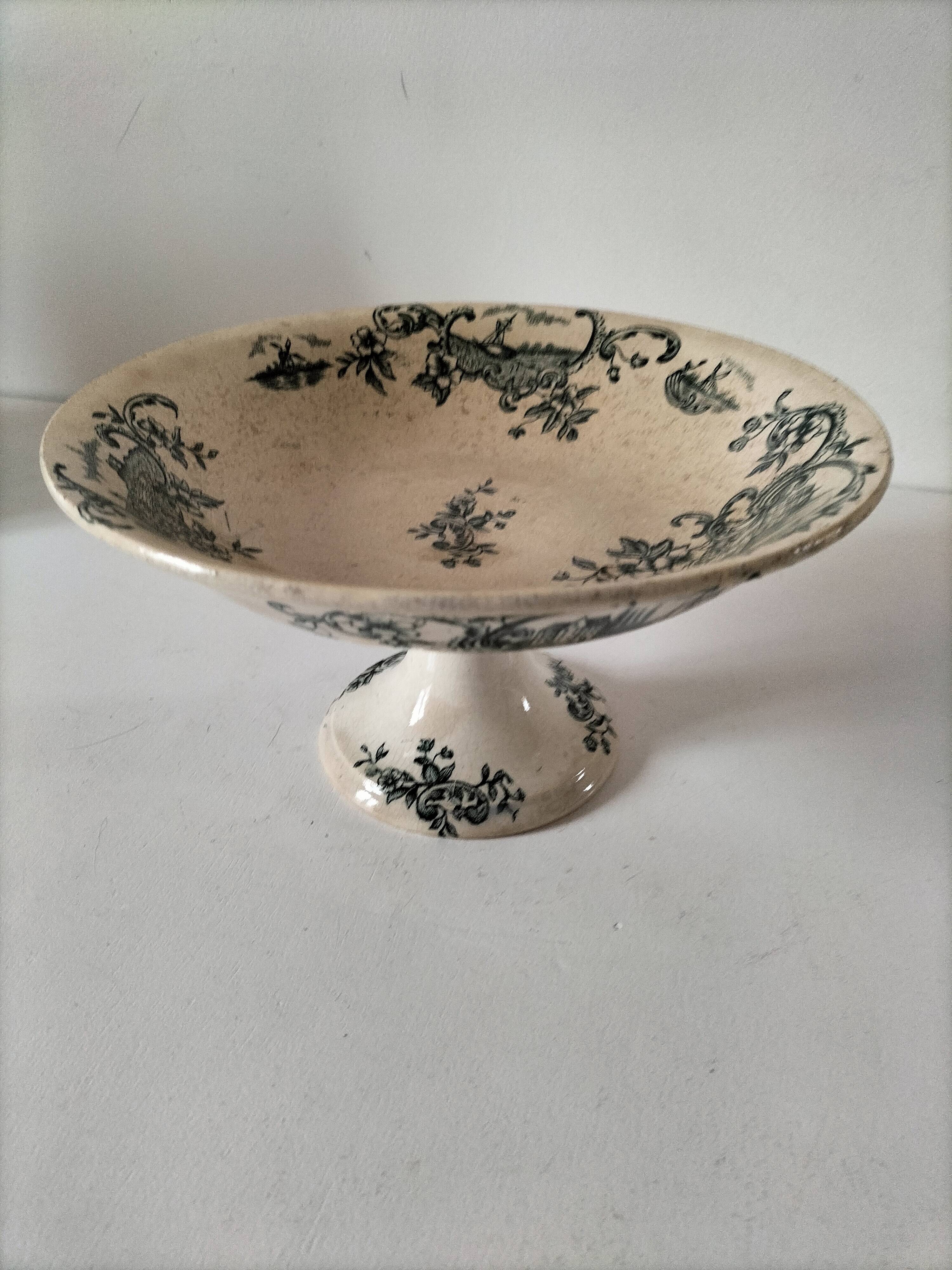 Fine earthenware bowl on a pedestal base – Grigny factory, circa 1830–1860