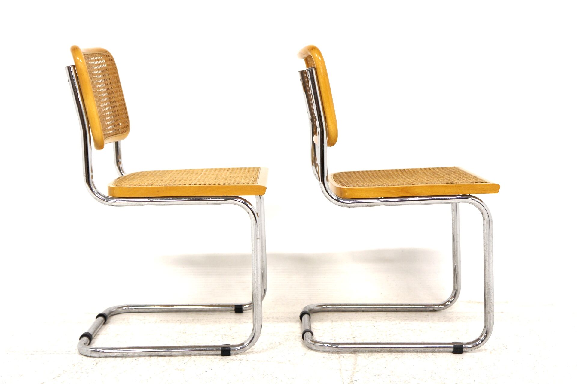 Set de 2 chaises "B32", Marcel Breuer, Italie, 1990